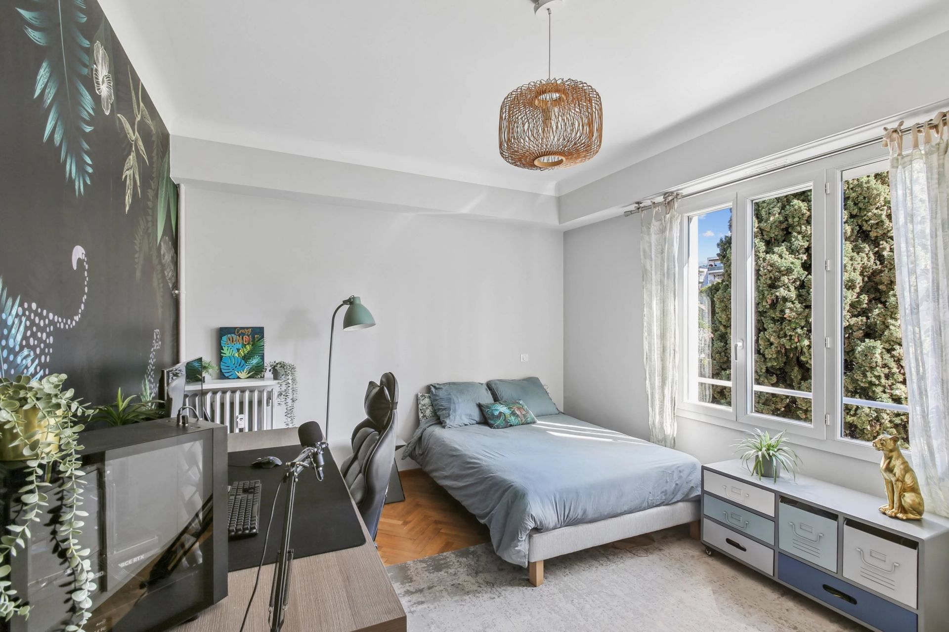 apartment 4 Rooms for sale on Nice (06000)