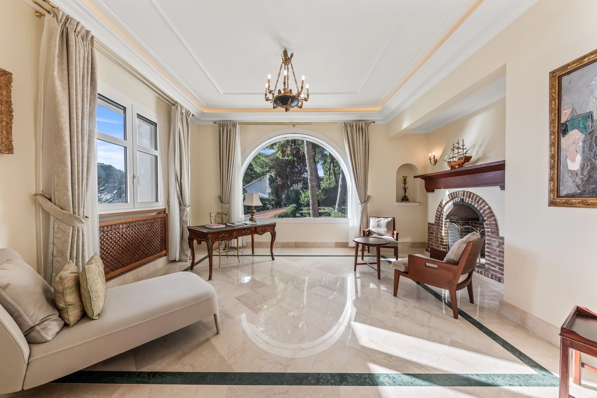 villa for sale on Saint-Jean-Cap-Ferrat (06230)