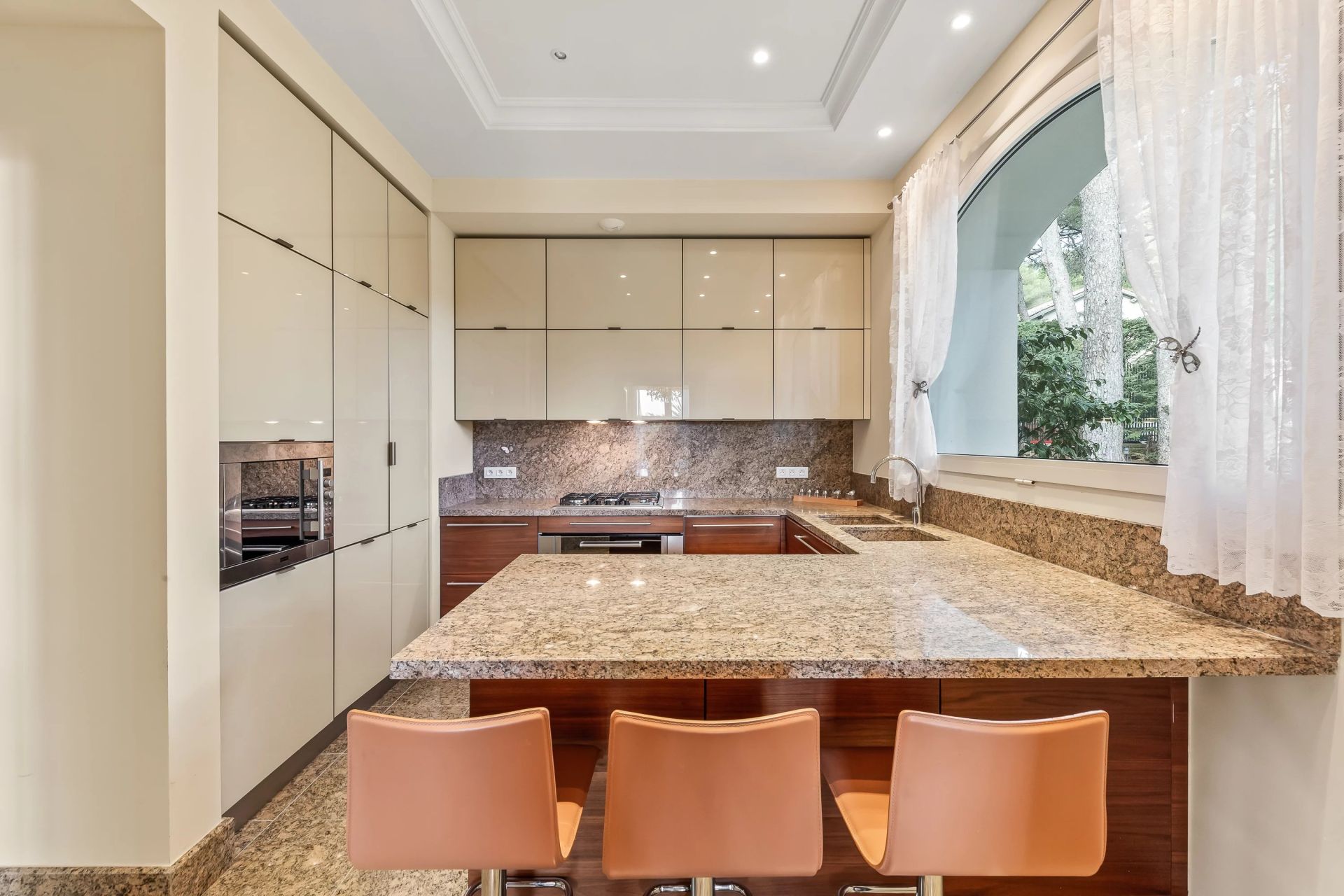 villa for sale on Saint-Jean-Cap-Ferrat (06230)