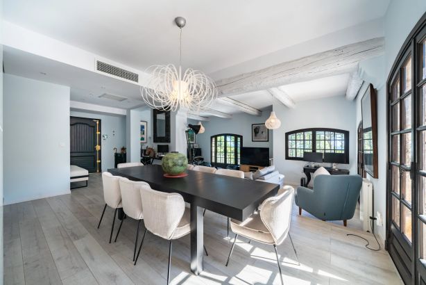 Location saisonnière Villa Antibes 9&nbsp;Pièces