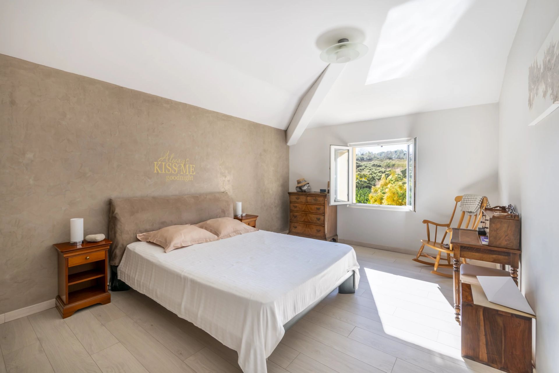 villa 11 Pièces en vente sur Roquefort-les-Pins (06330)