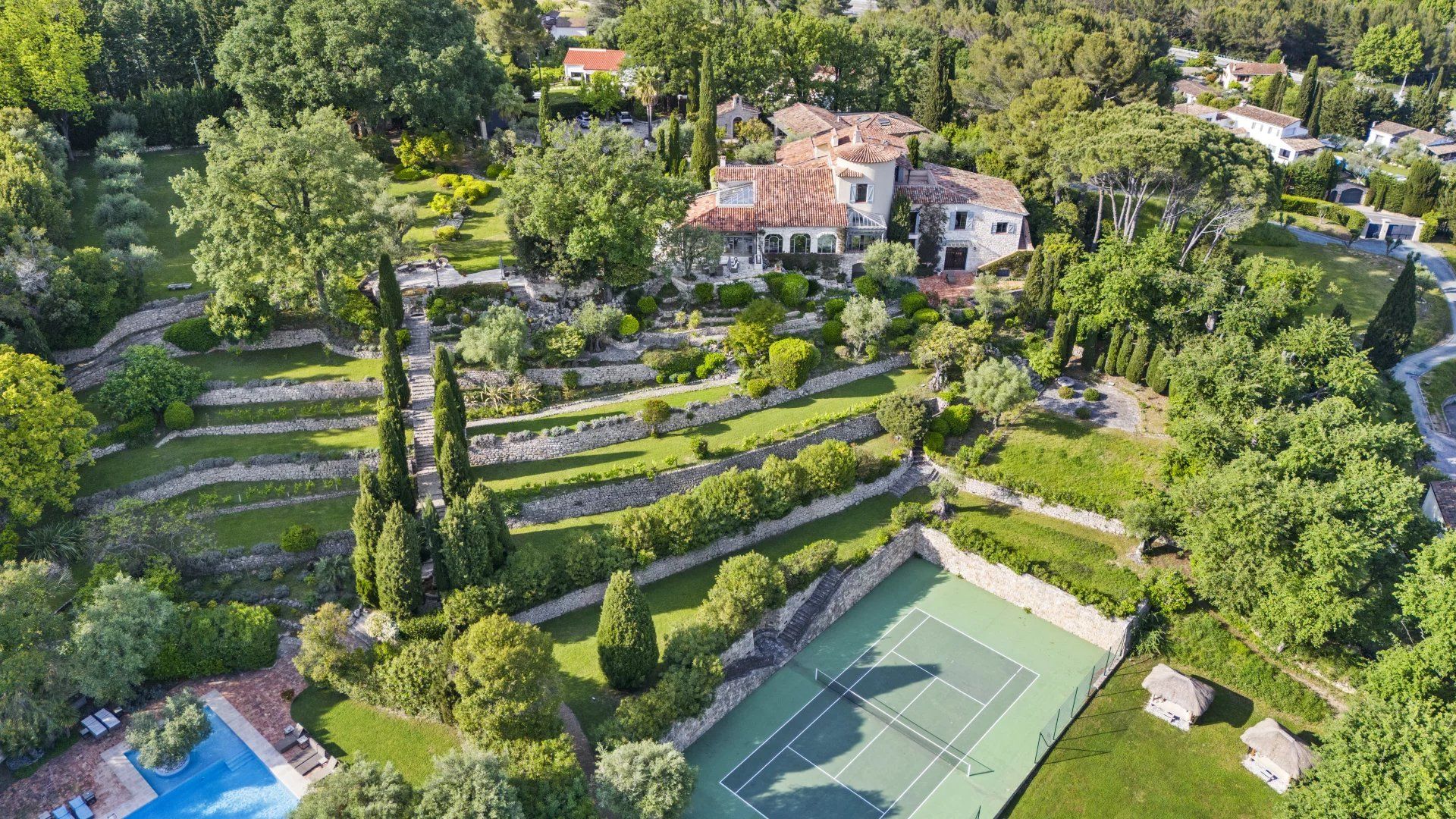 villa 20 Pièces en location saisonnière sur Mougins (06250)