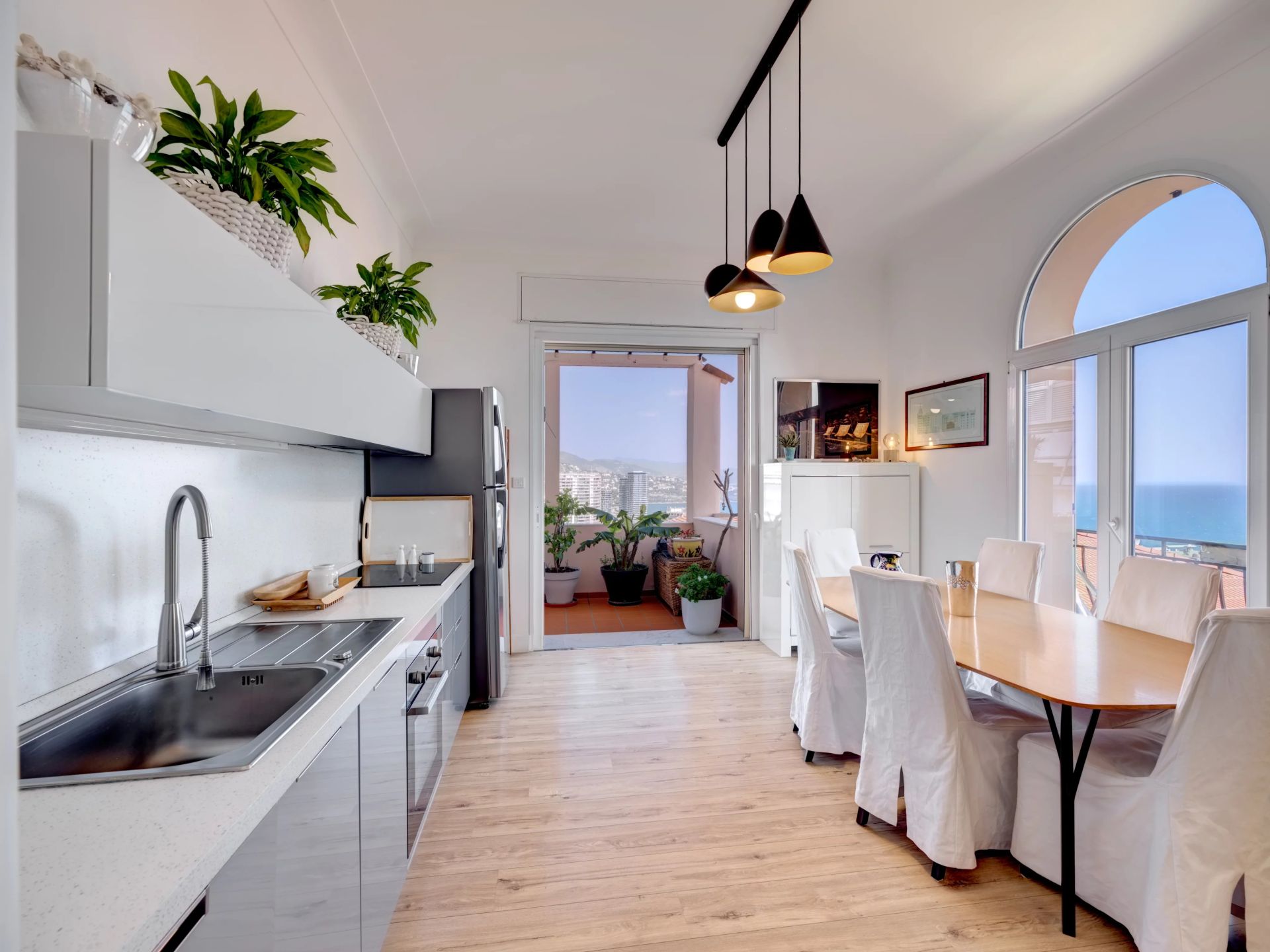 apartment 3 Rooms for sale on Beausoleil (06240)