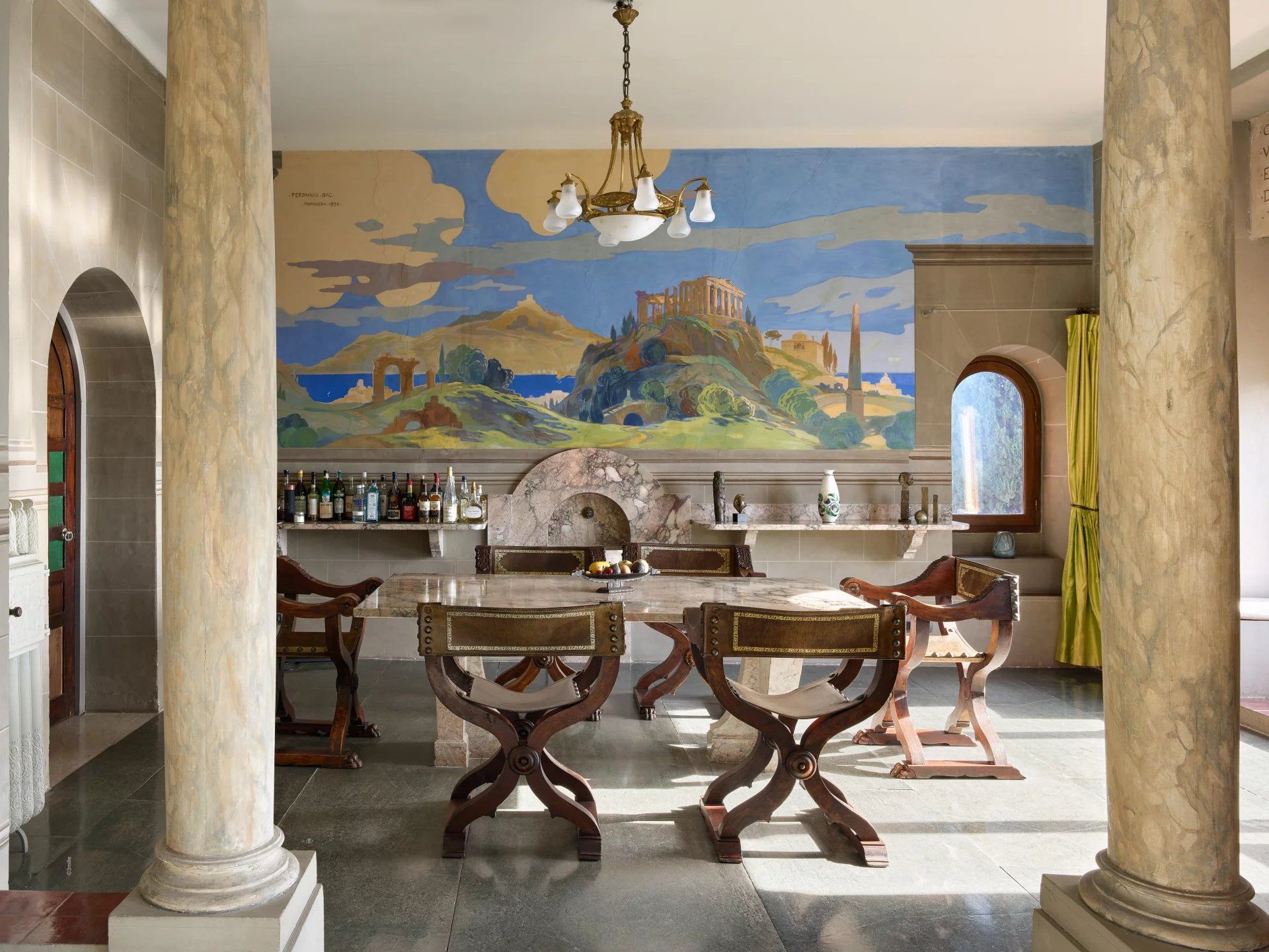 villa 15 Rooms for sale on Menton (06500)