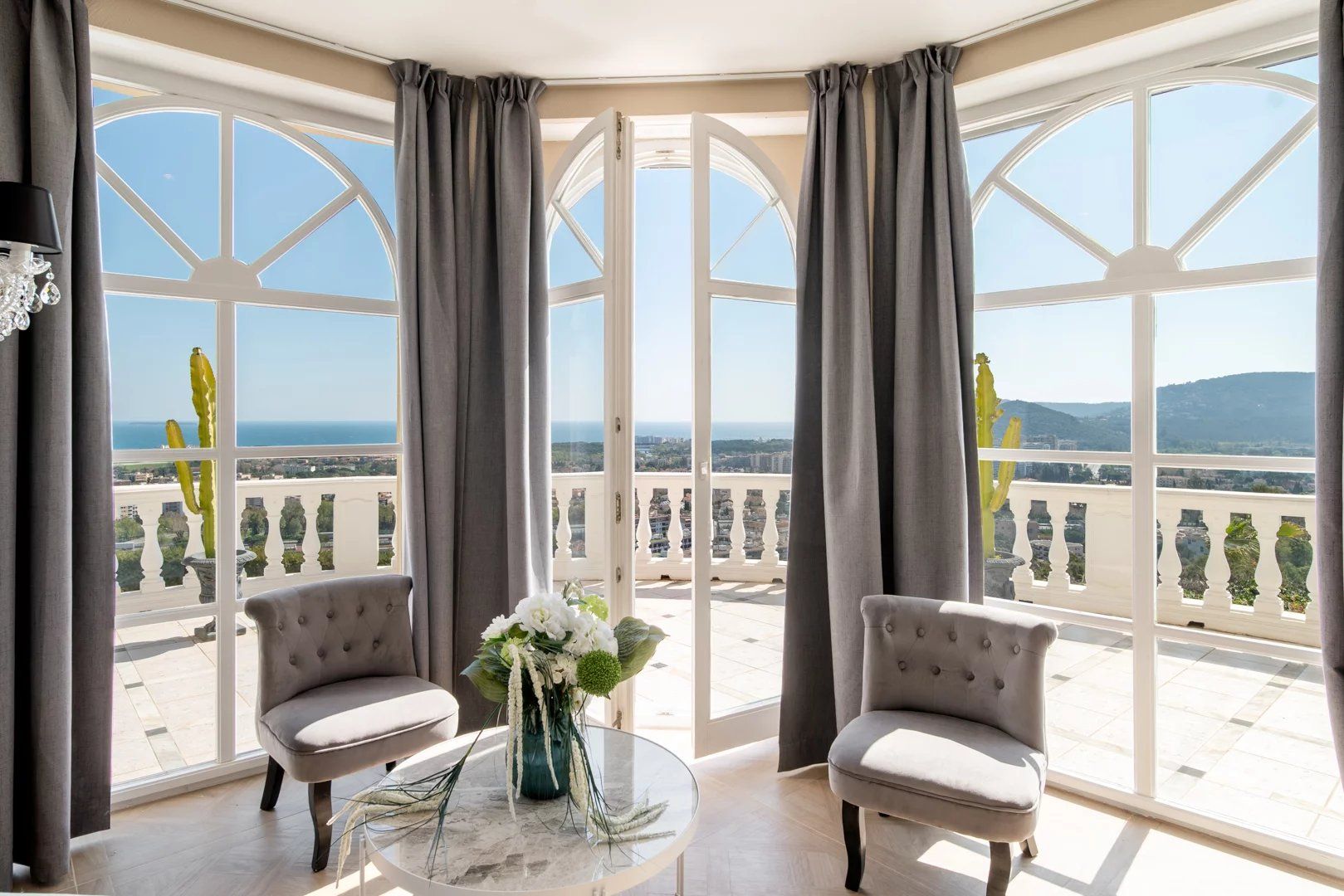 villa 5 Pièces en vente sur Mandelieu-la-Napoule (06210)