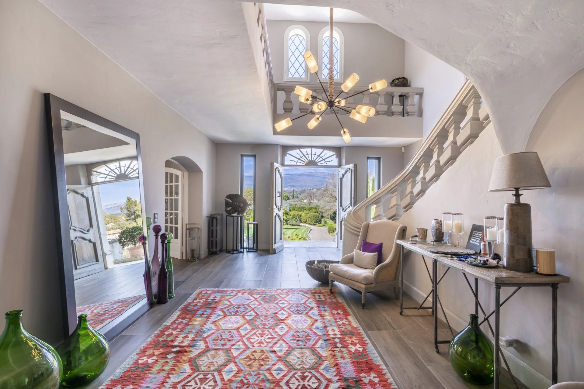 villa 10 Rooms for sale on Valbonne (06560)