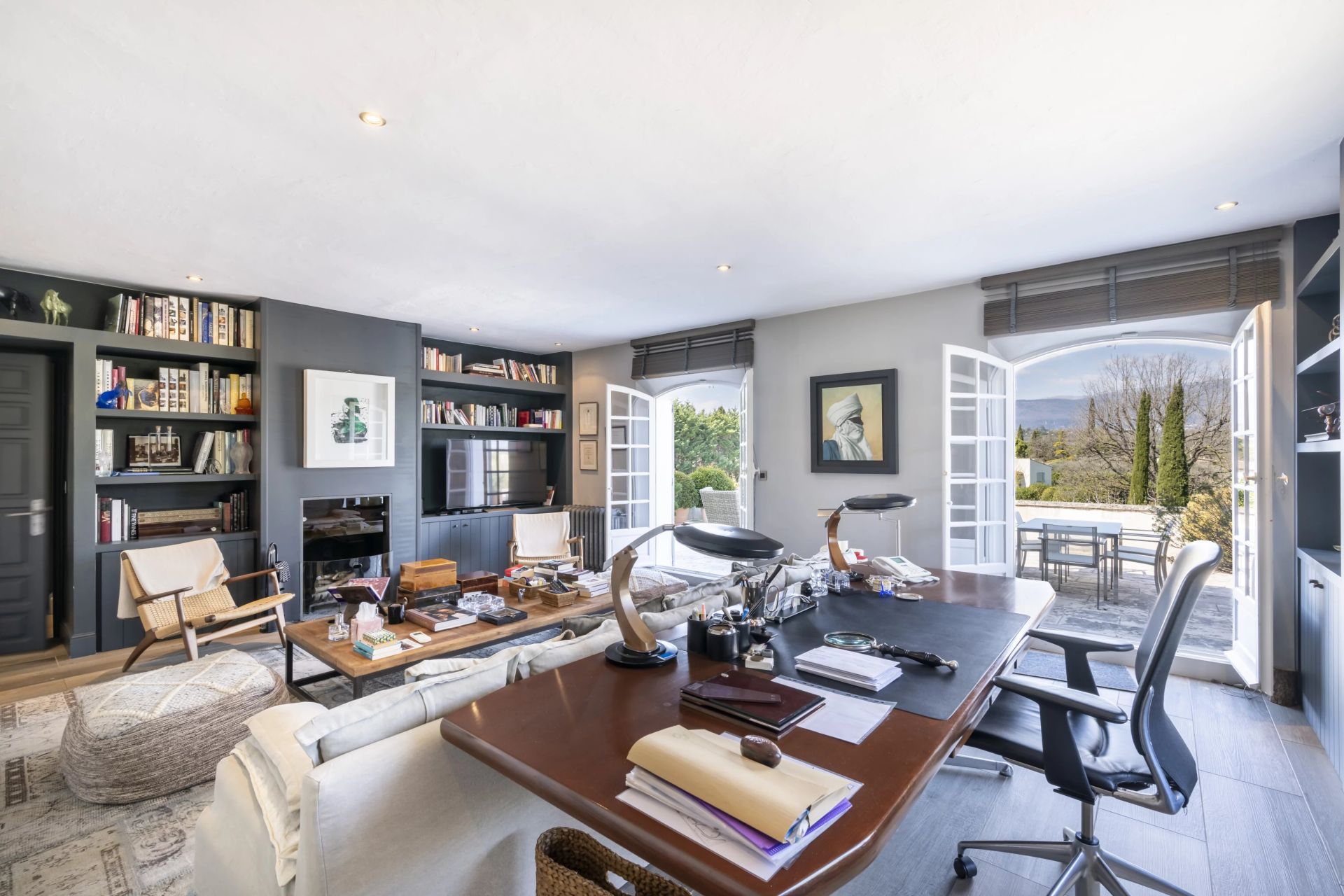 villa 10 Rooms for sale on Valbonne (06560)