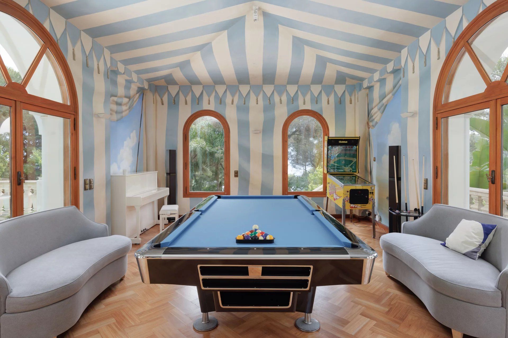 villa 10 Pièces en location saisonnière sur Saint-Jean-Cap-Ferrat (06230)