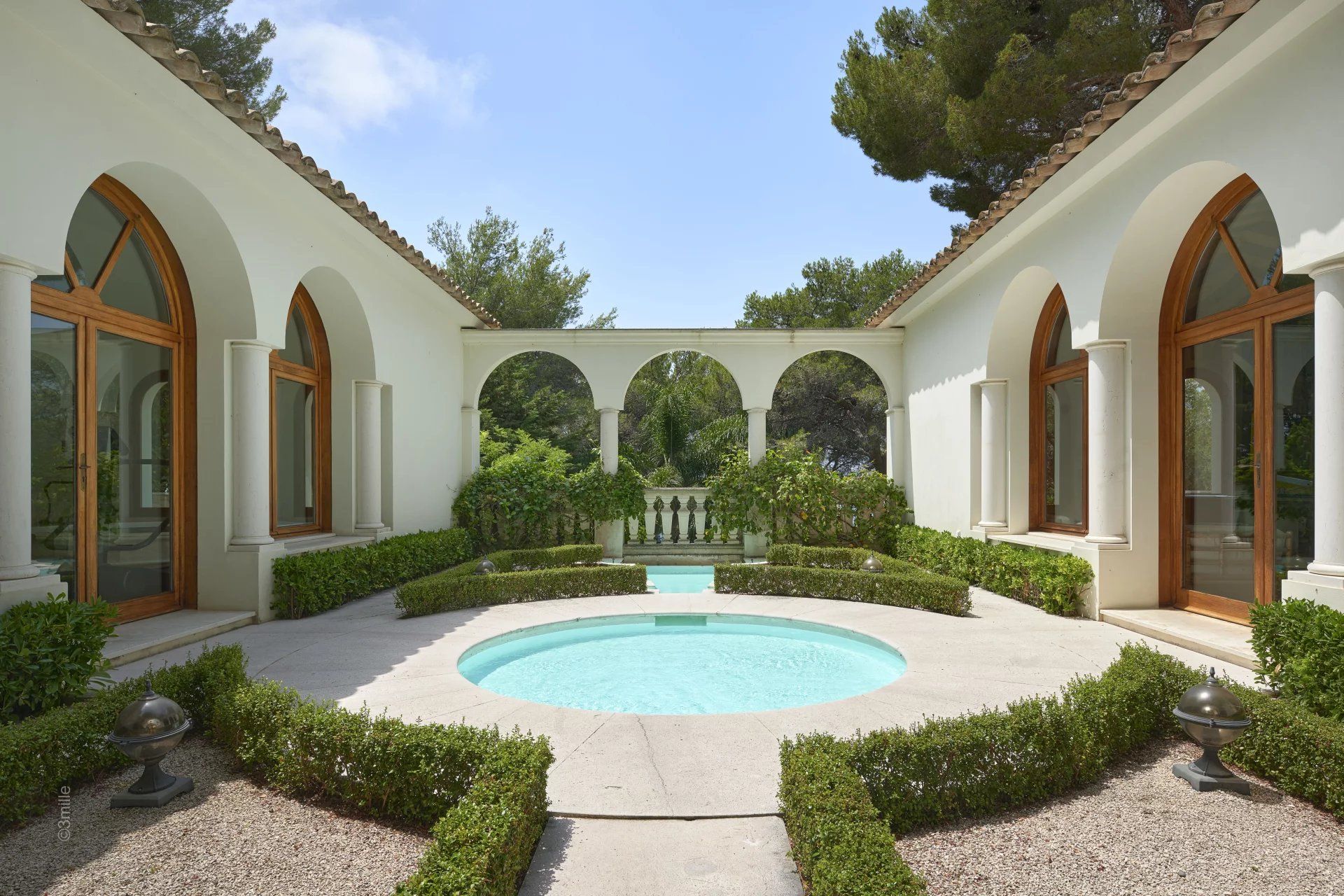 villa 10 Pièces en location saisonnière sur Saint-Jean-Cap-Ferrat (06230)