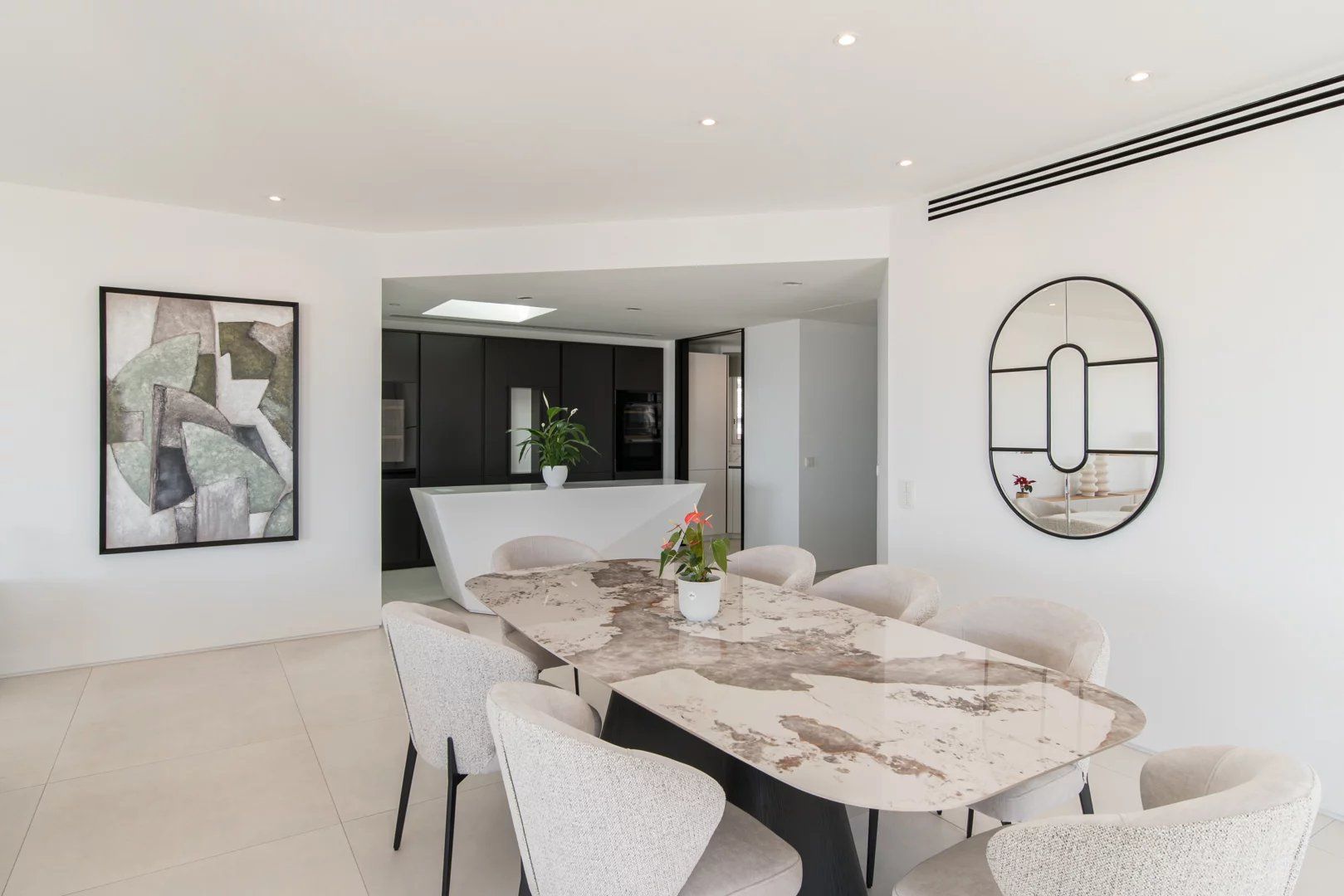 penthouse 4 Rooms for sale on Cannes (06400)