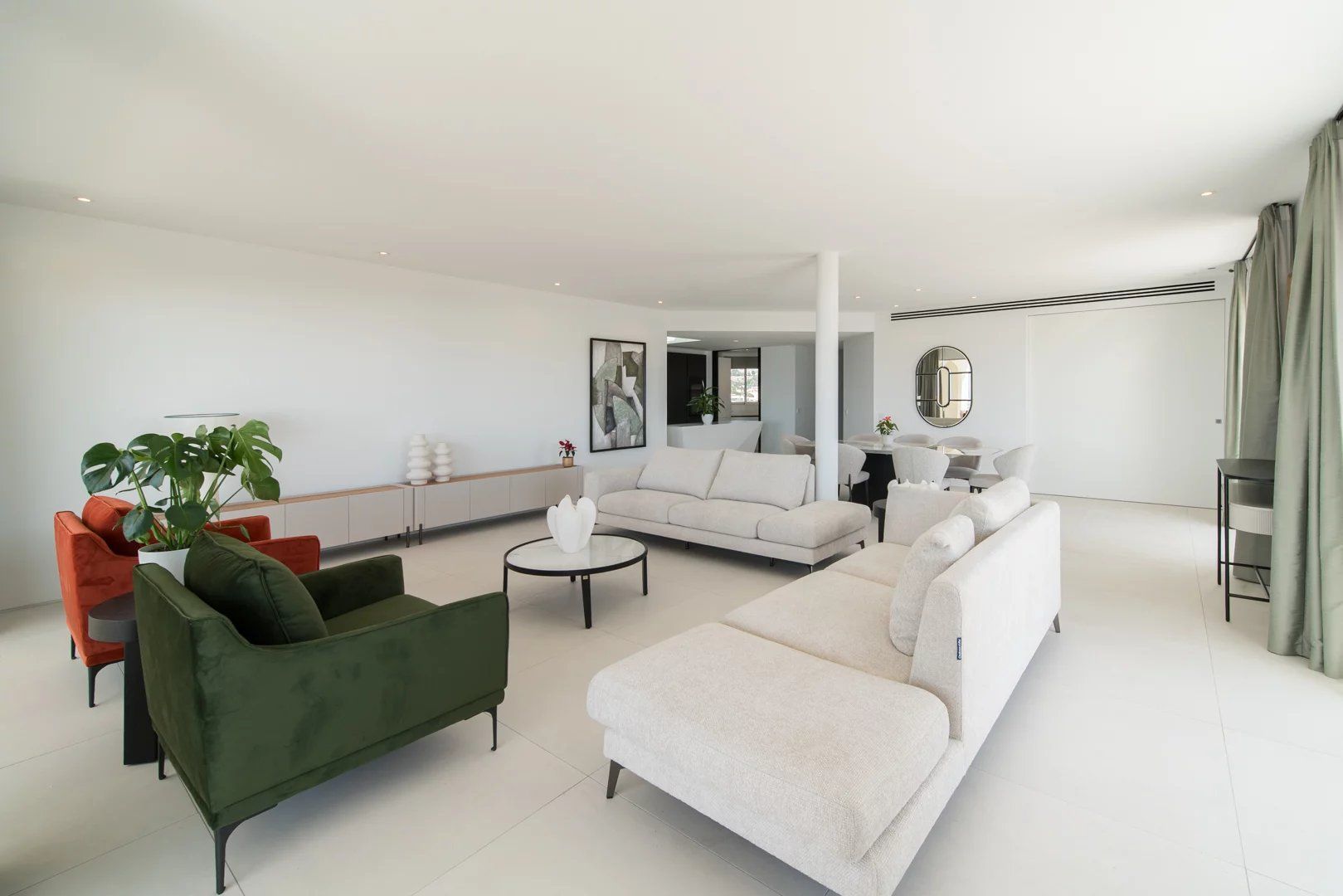 penthouse 4 Rooms for sale on Cannes (06400)