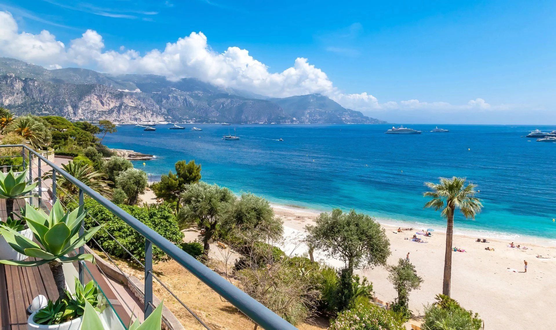 villa 7 Rooms for sale on Saint-Jean-Cap-Ferrat (06230)