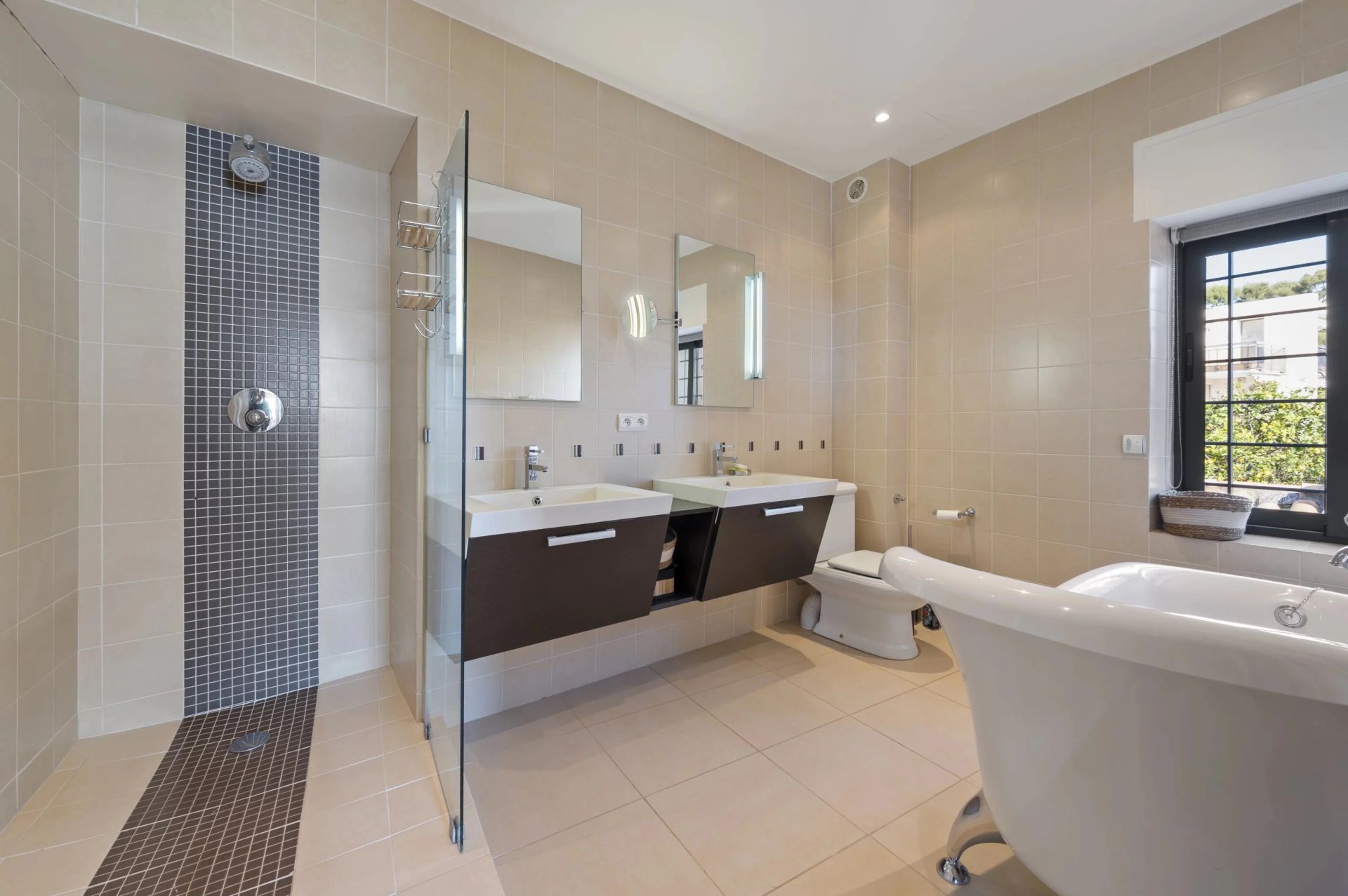 villa 7 Rooms for sale on Saint-Jean-Cap-Ferrat (06230)