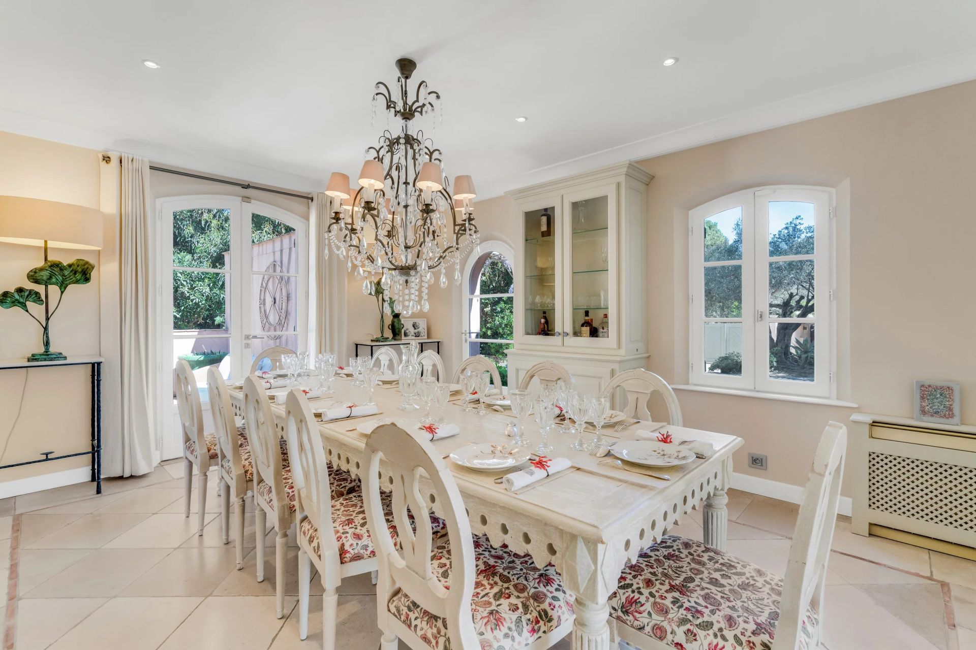 villa 6 Rooms for seasonal rent on Ramatuelle (83350)