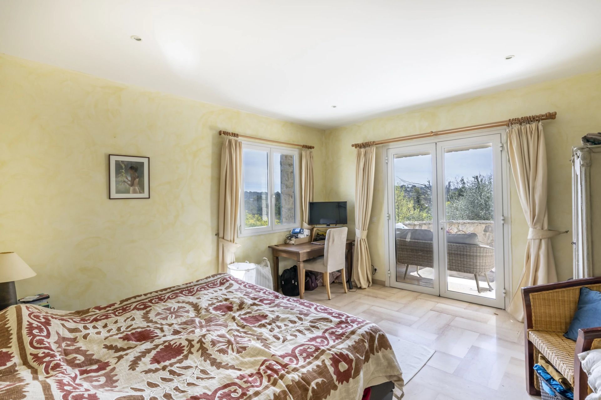 bastide 10 Rooms for sale on Vence (06140)