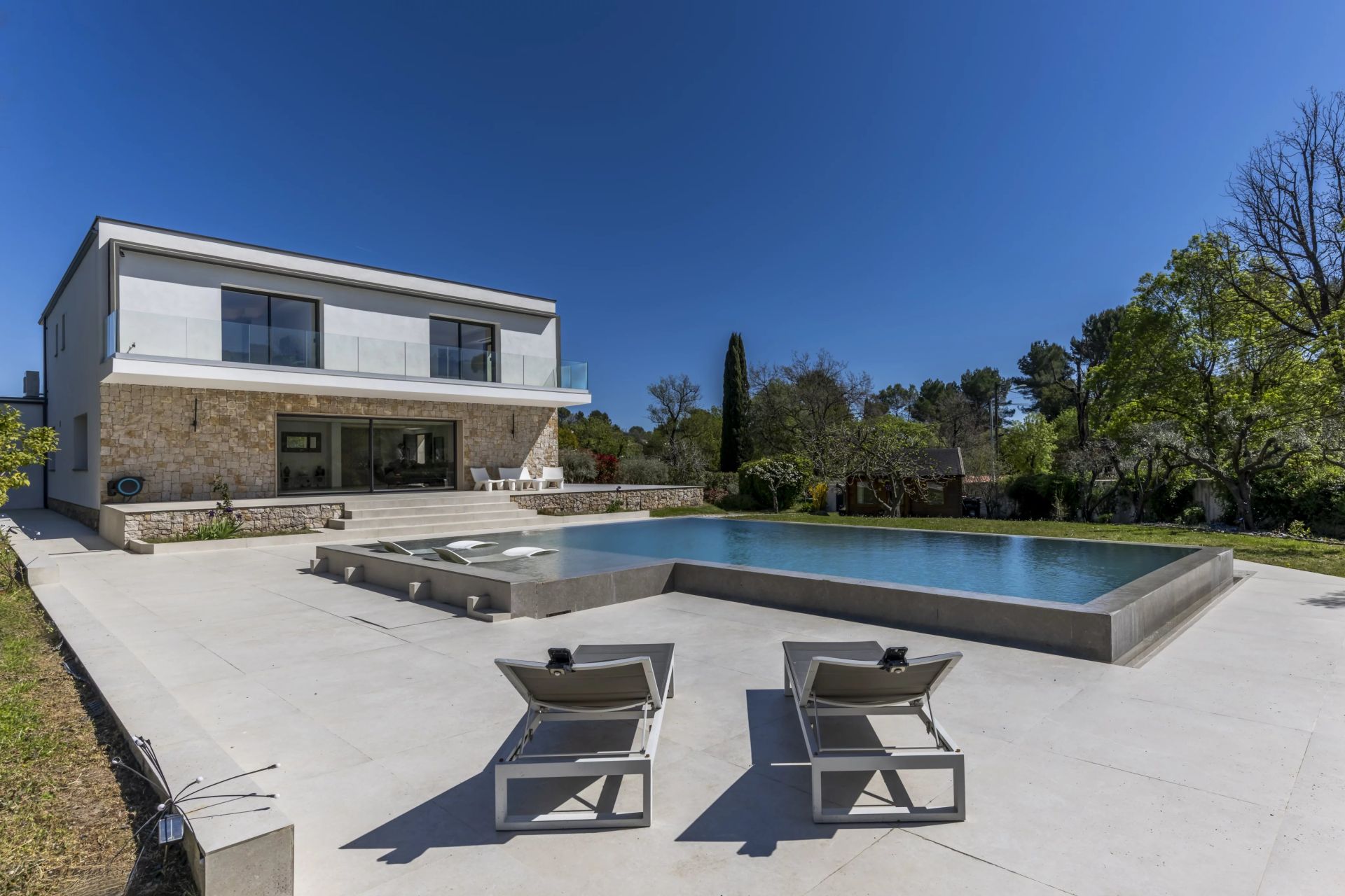 villa 9 Pièces en vente sur Valbonne (06560)