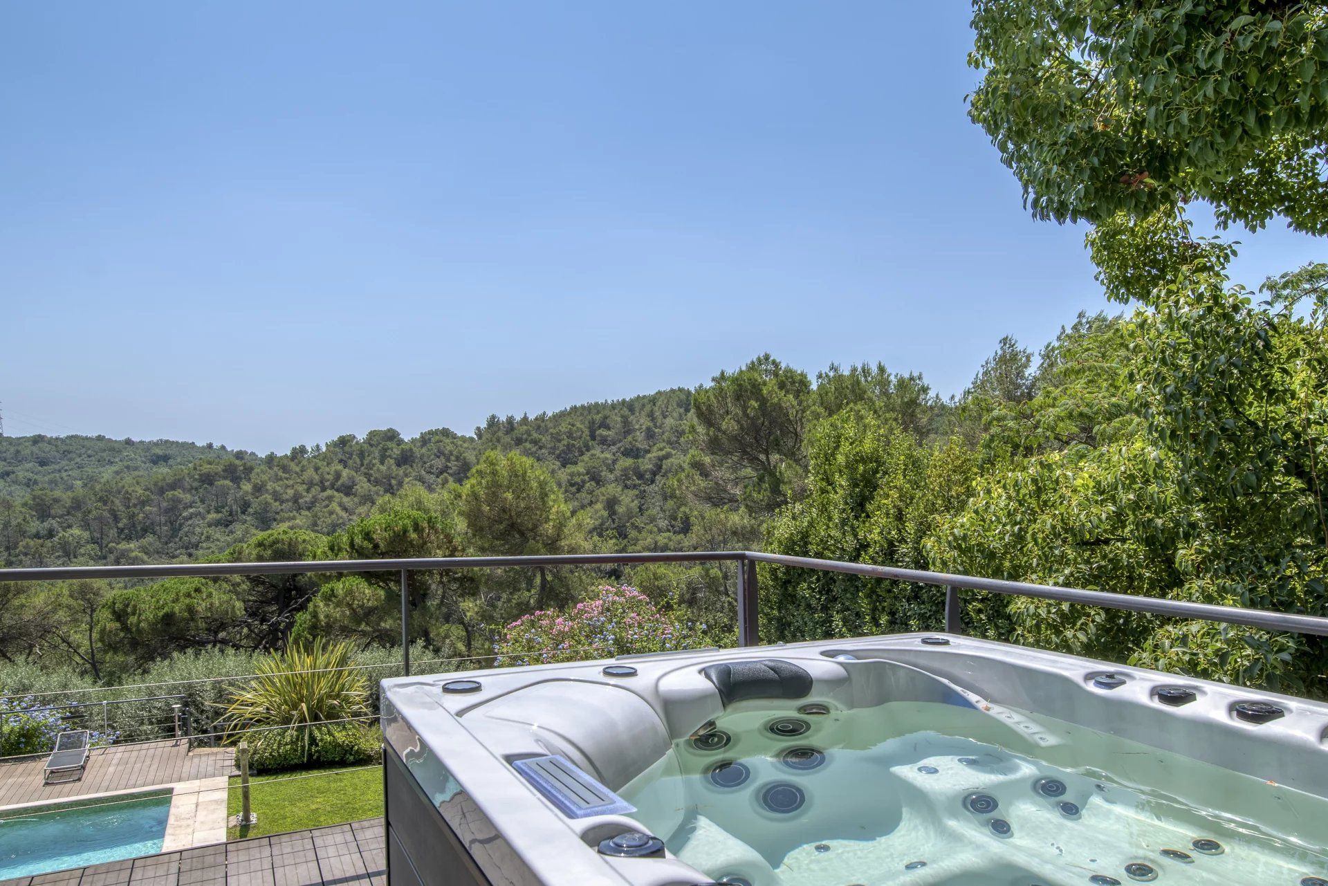 villa 12 Rooms for sale on Valbonne (06560)