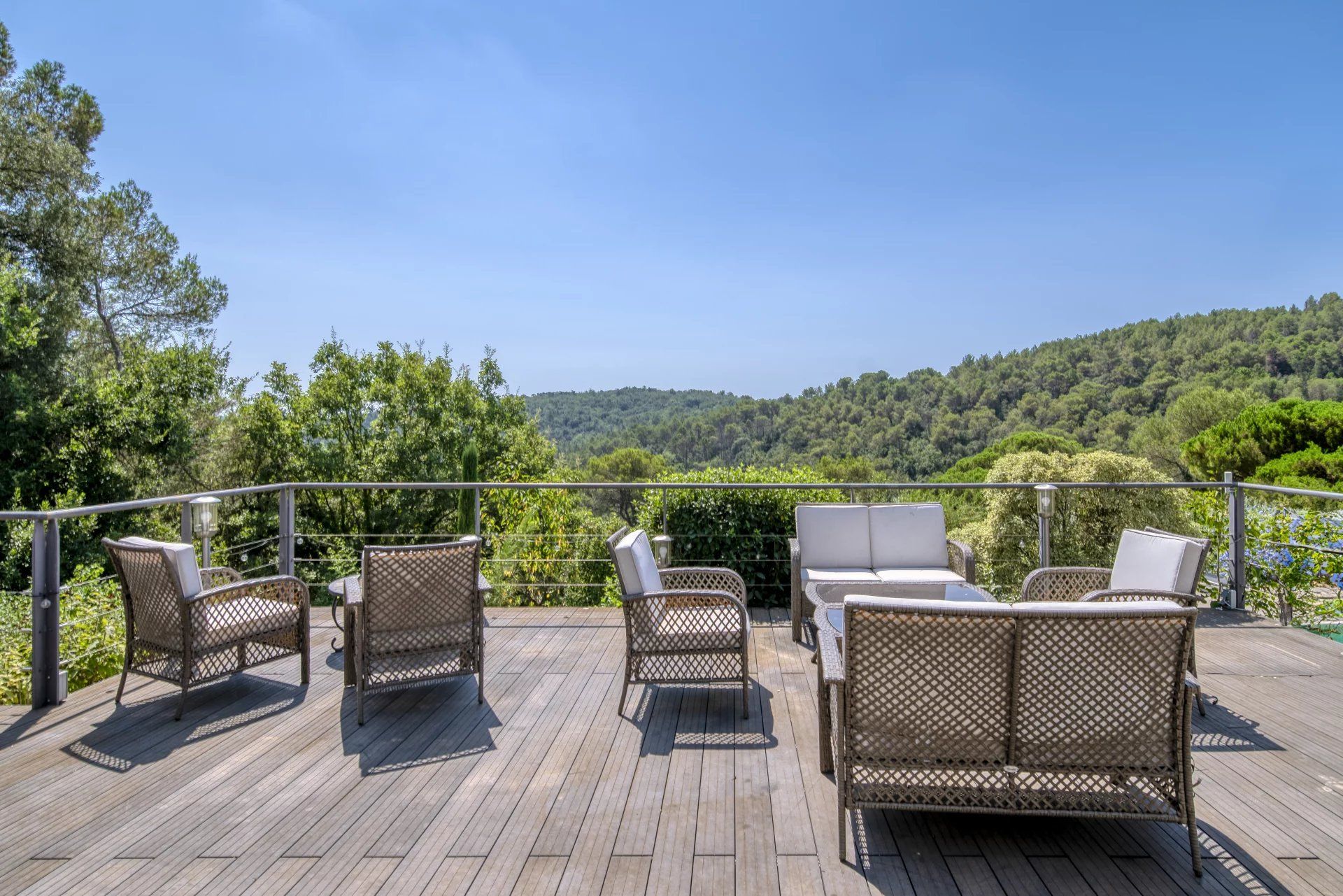 villa 12 Rooms for sale on Valbonne (06560)