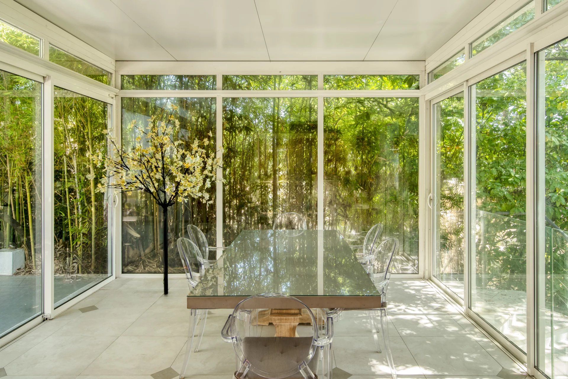 villa 12 Rooms for sale on Valbonne (06560)