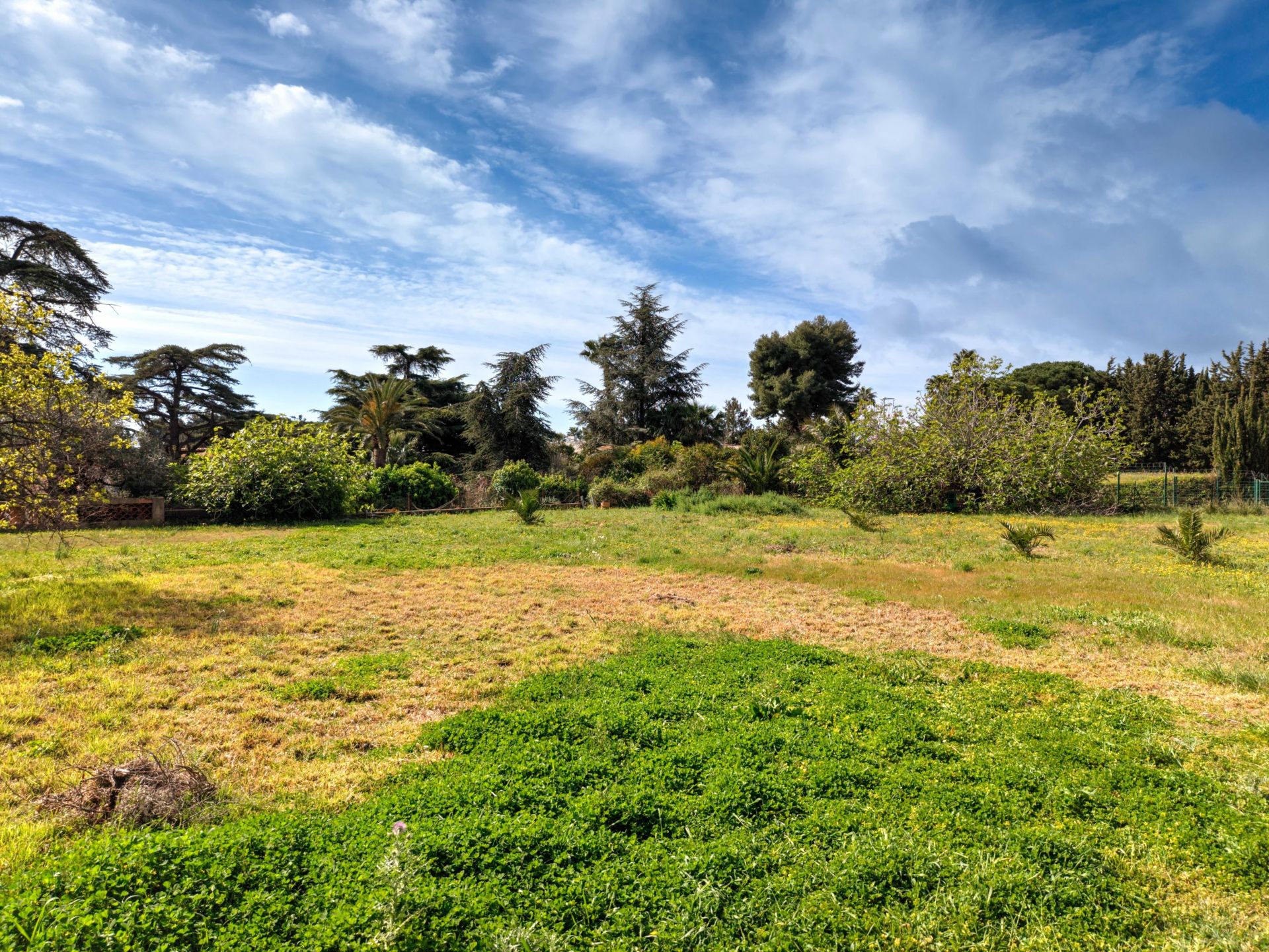 land for sale on Nice (06200)