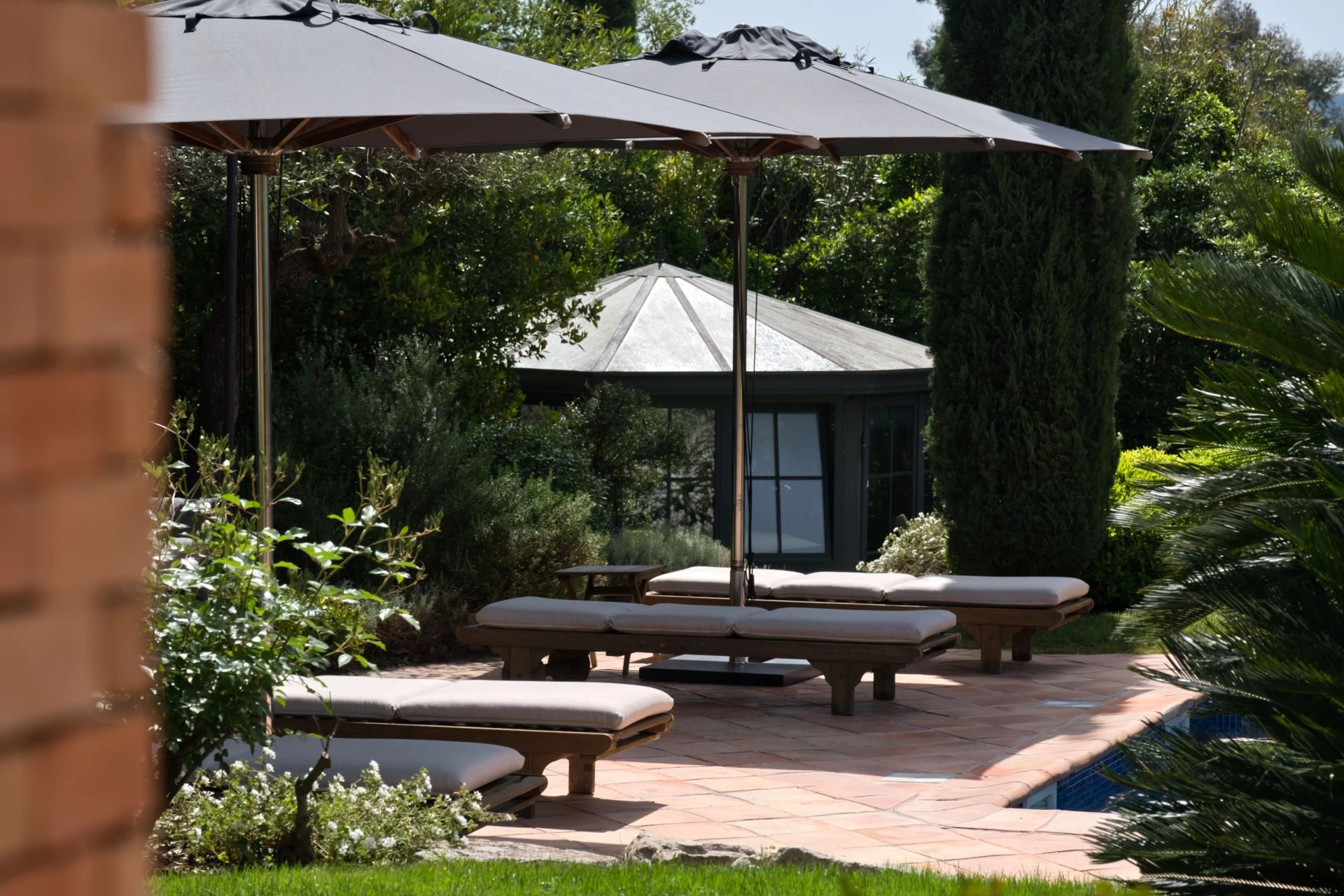 villa 7 Rooms for sale on Grimaud (83310)