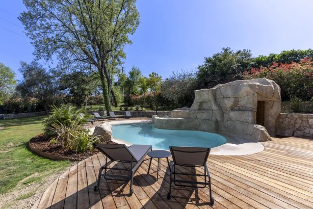 Vente Villa Roquefort-les-Pins 7&nbsp;Pièces 210.04&nbsp;m²