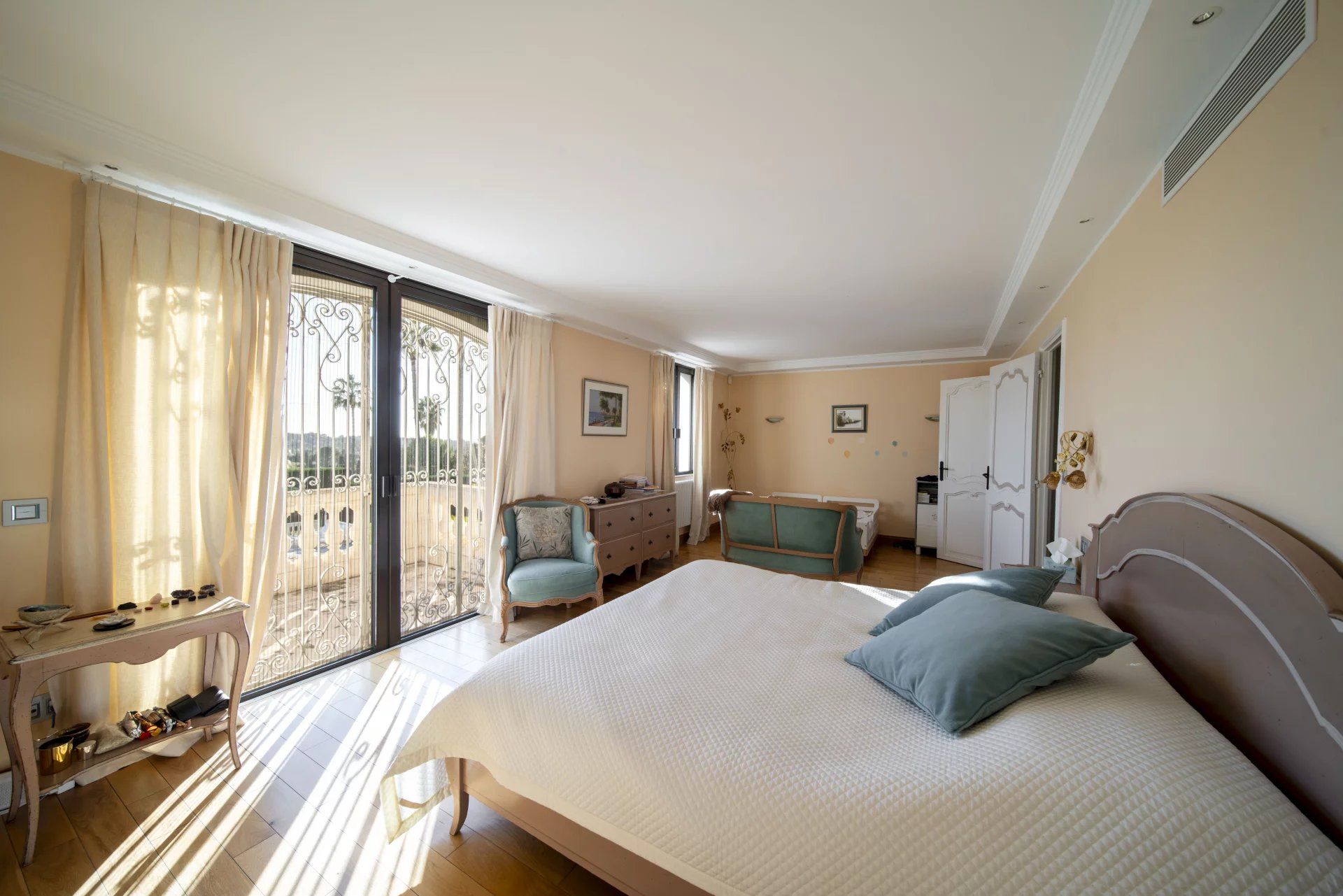 villa en vente sur Antibes (06160)