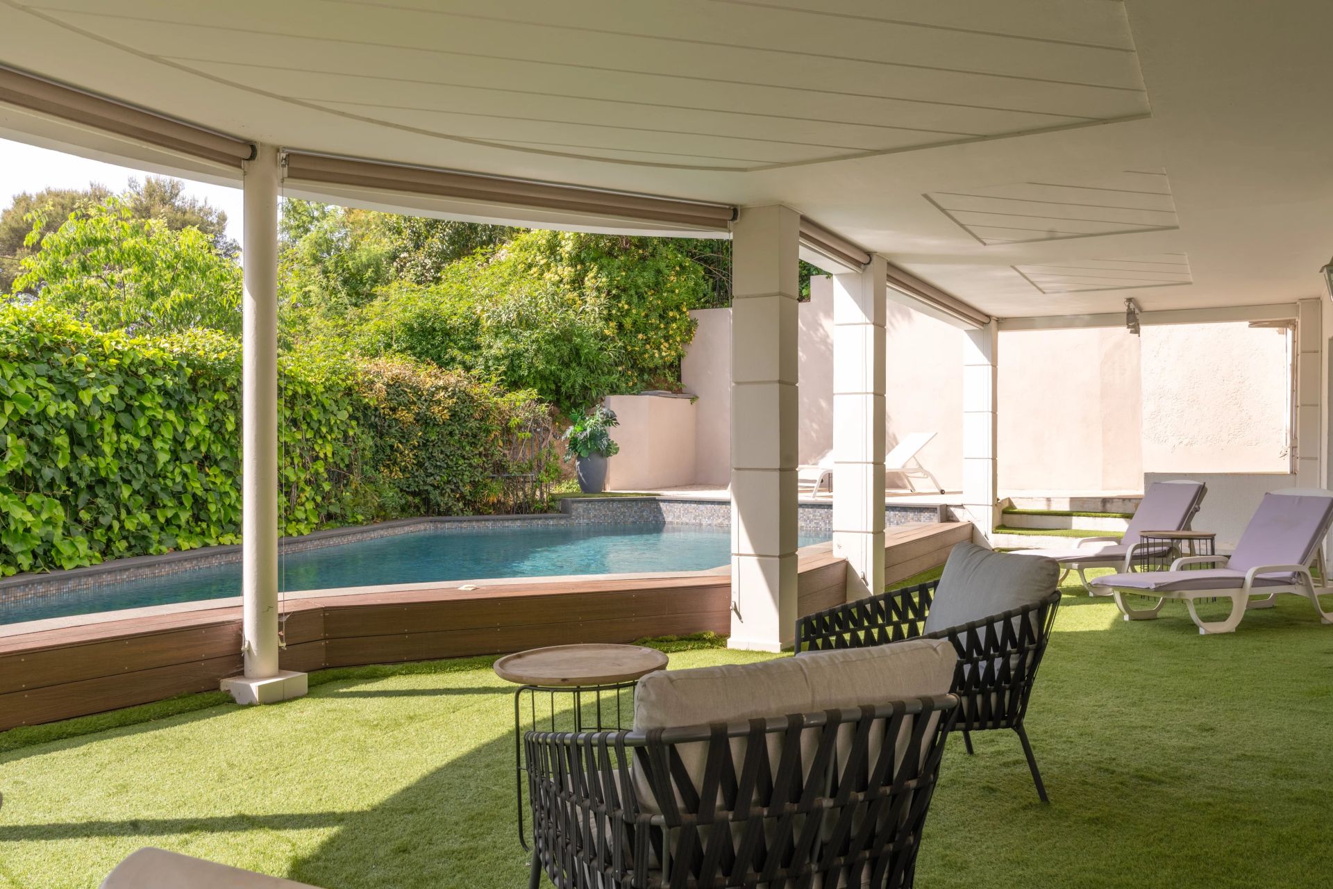 apartment 5 Rooms for sale on Cannes (06400)