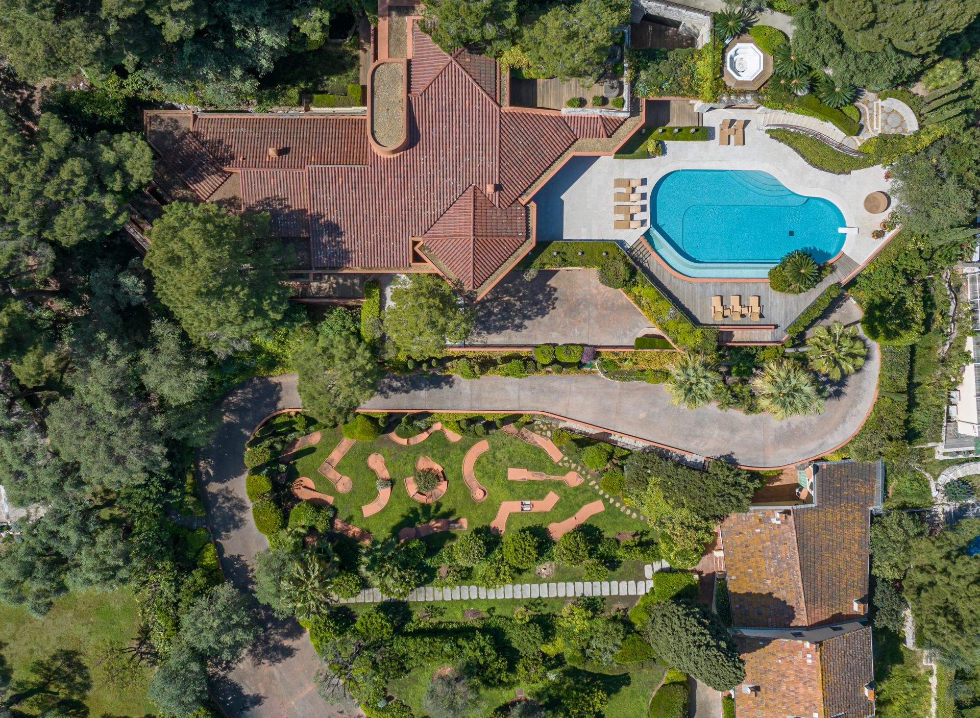 villa 14 Pièces en location saisonnière sur Saint-Jean-Cap-Ferrat (06230)