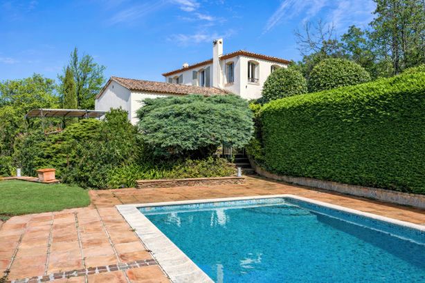 Vente Villa La Garde-Freinet 7&nbsp;Pièces 286.51&nbsp;m²