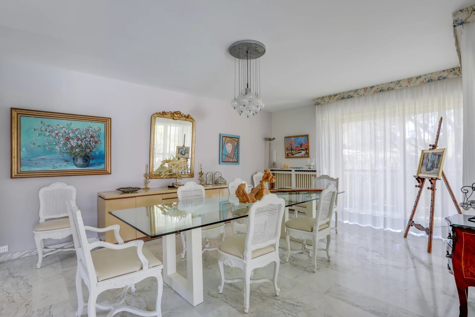 villa 9 Pièces en location saisonnière sur Antibes (06160)