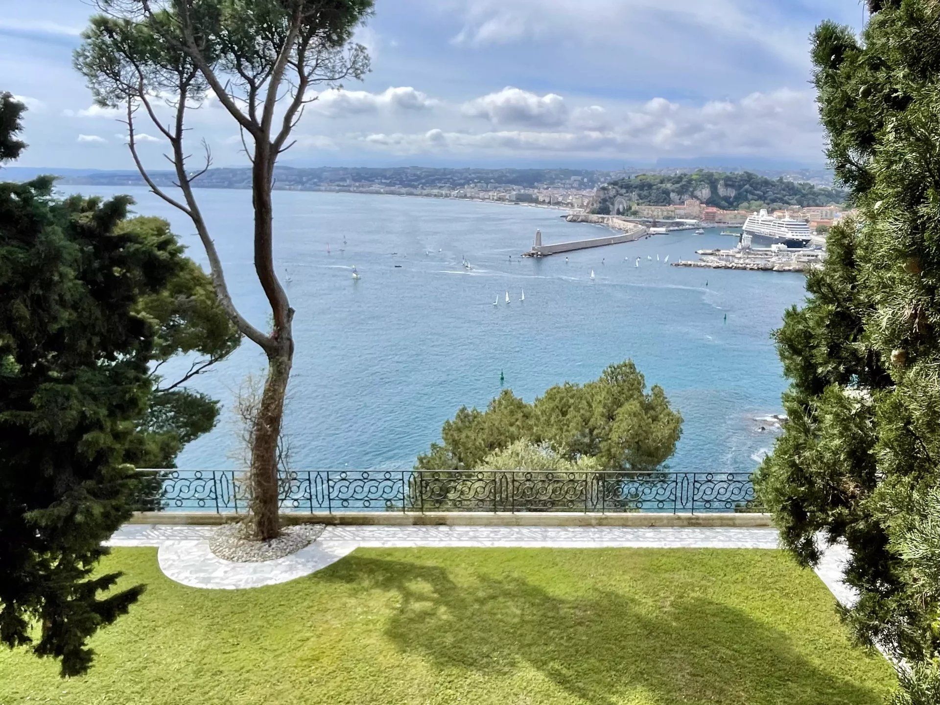 villa 13 Pièces en vente sur Nice (06300)