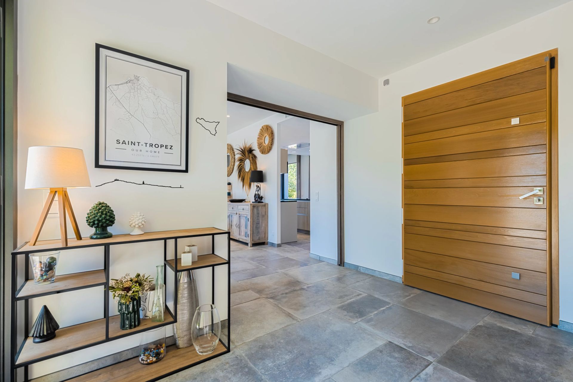 villa 6 Rooms for sale on Saint-Tropez (83990)