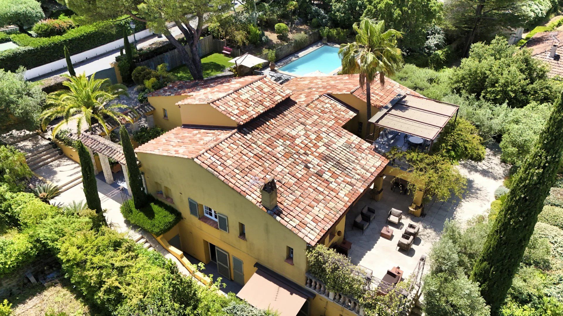 villa 8 Pièces en vente sur Saint-Tropez (83990) Vente Villa Saint-Tropez 8 Pièces
