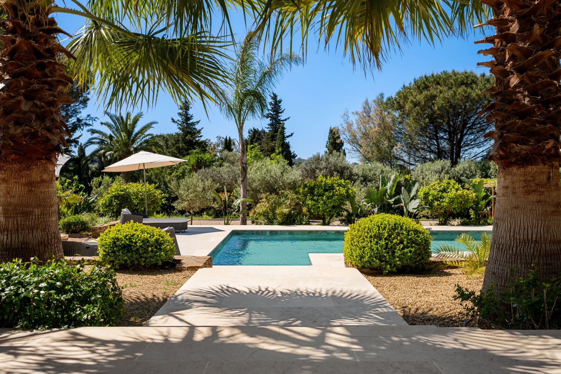 villa 5 Pièces en location saisonnière sur Saint-Tropez (83990)
