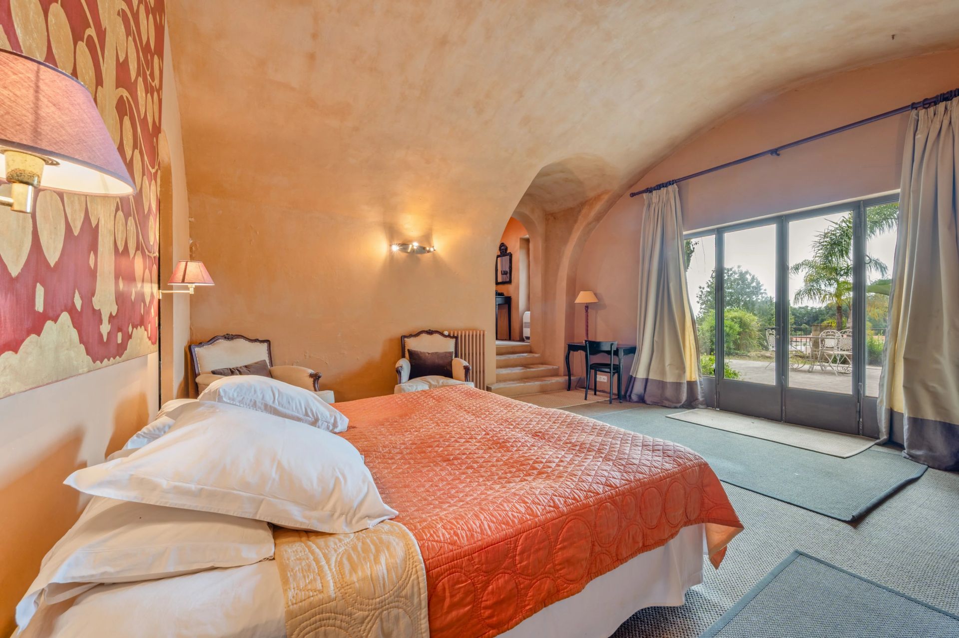 villa 14 Rooms for sale on Cagnes-sur-Mer (06800)