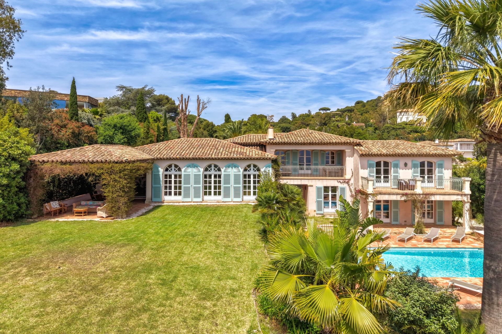 villa 7 Pièces en location saisonnière sur La Croix-Valmer (83420)