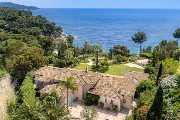 Location saisonnière Villa La Croix-Valmer 7&nbsp;Pièces 280&nbsp;m²