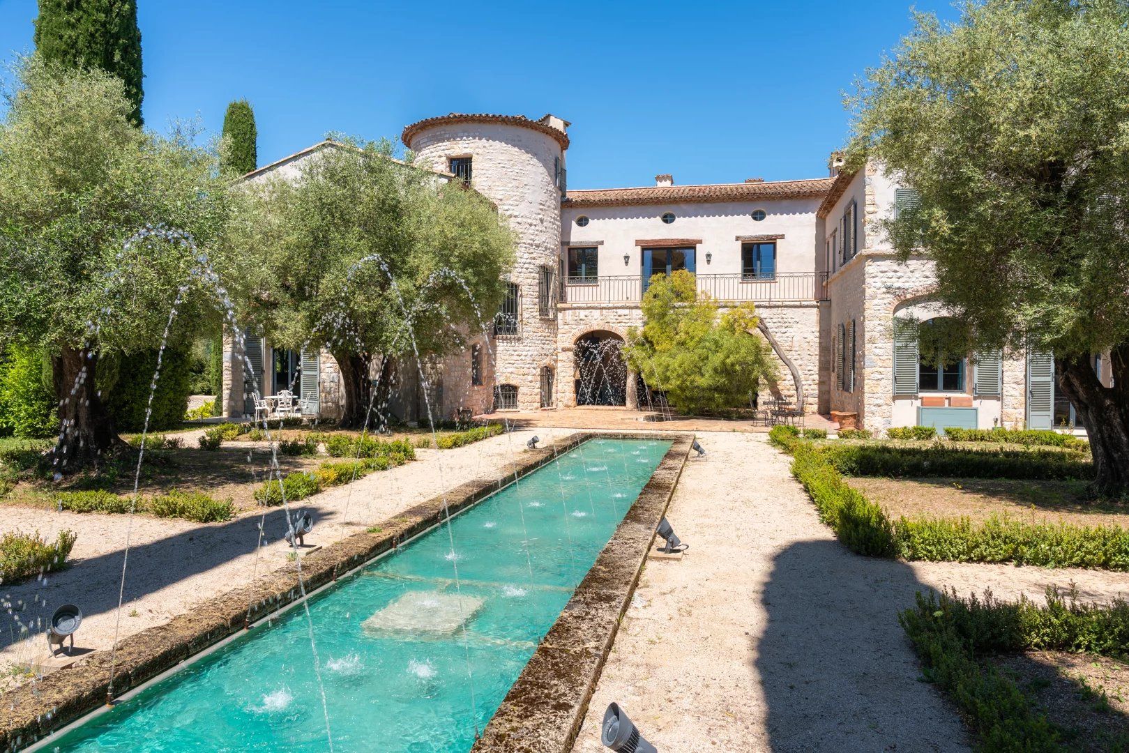 villa 15 Pièces en vente sur Antibes (06600)