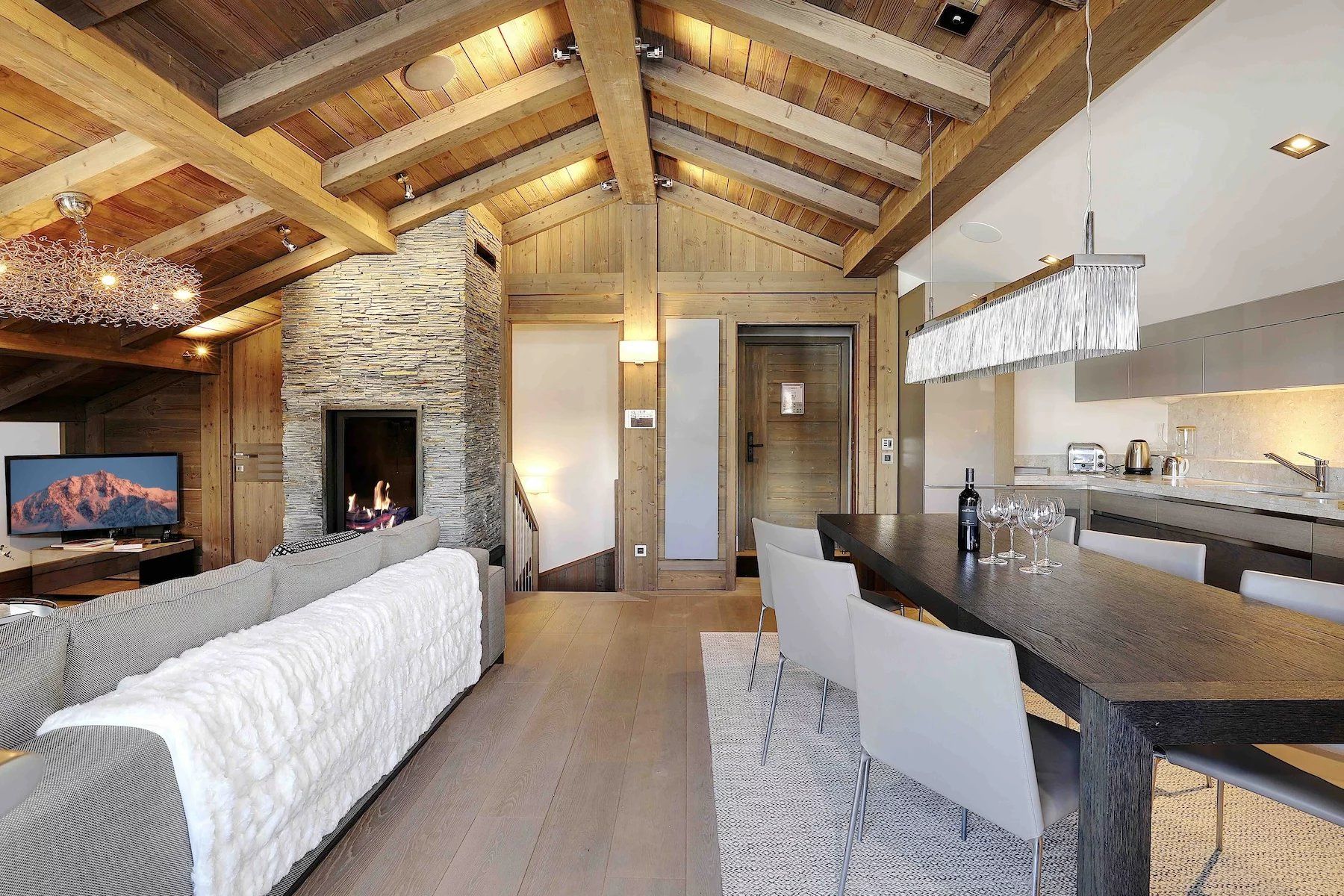 apartment 5 Rooms for sale on Courchevel (73120)