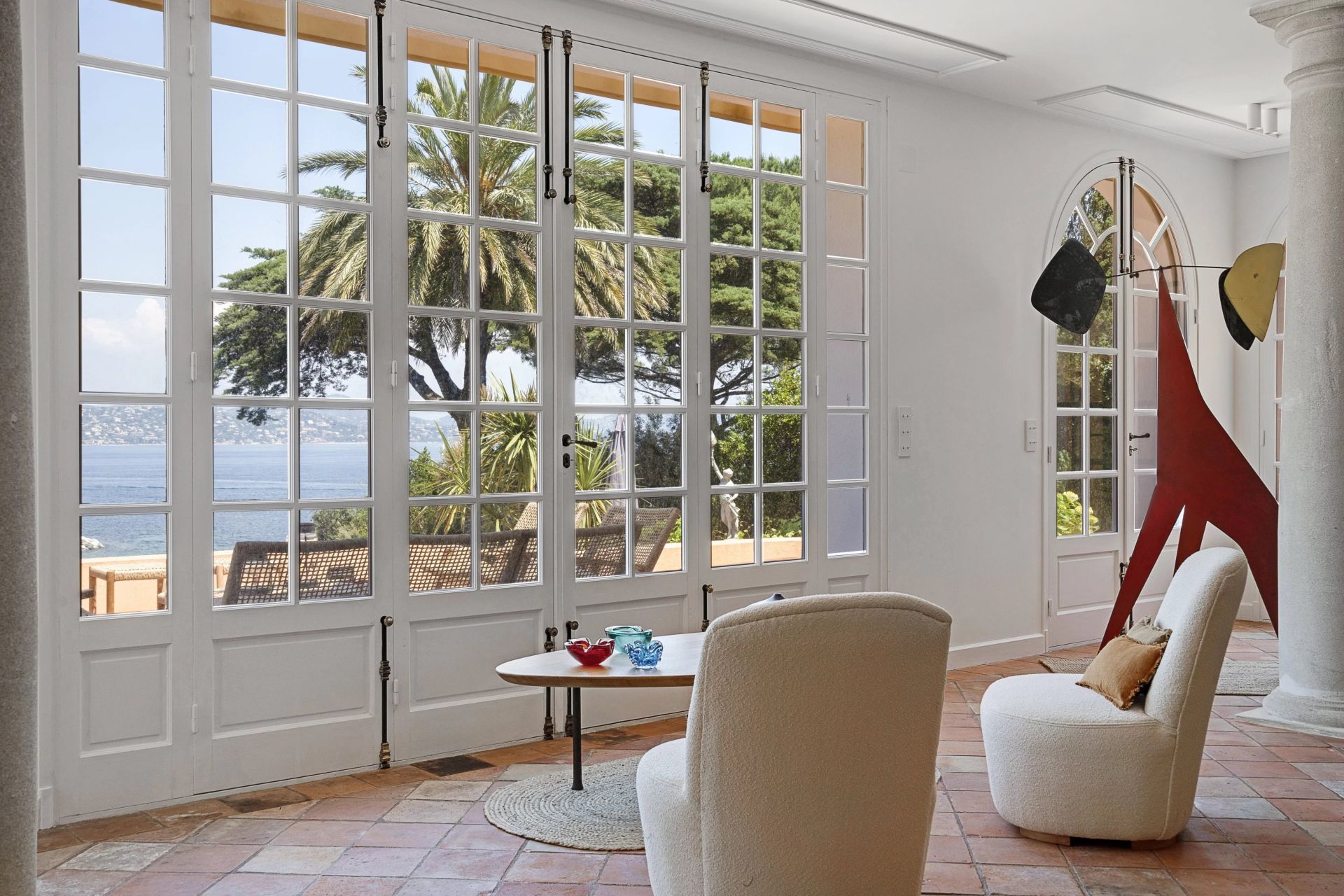 villa 11 Rooms for seasonal rent on Saint-Tropez (83990)