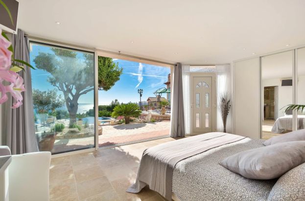 Rental Villa Èze 5&nbsp;Rooms 170&nbsp;m²