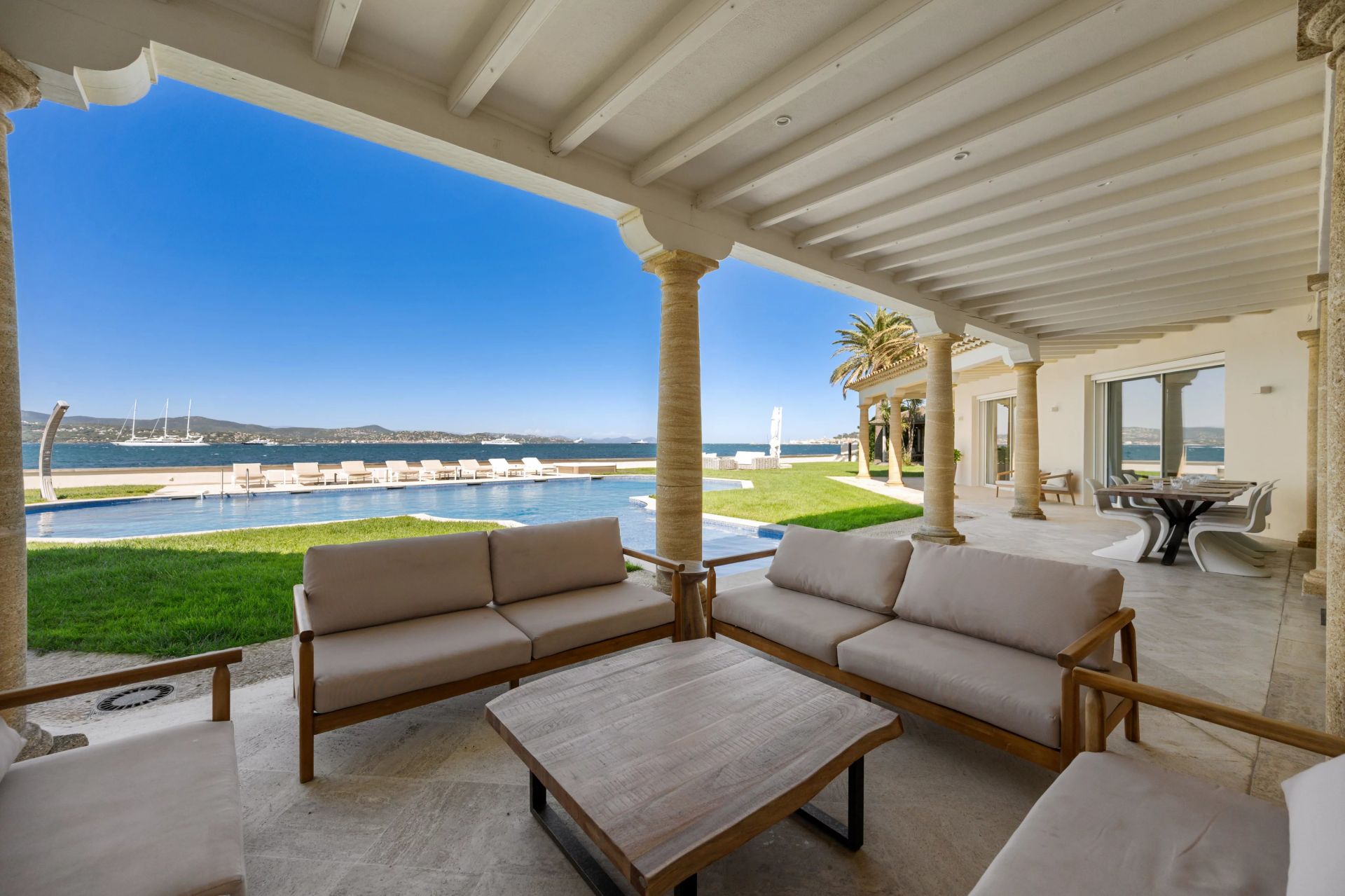 villa 9 Pièces en location saisonnière sur Gassin (83580)