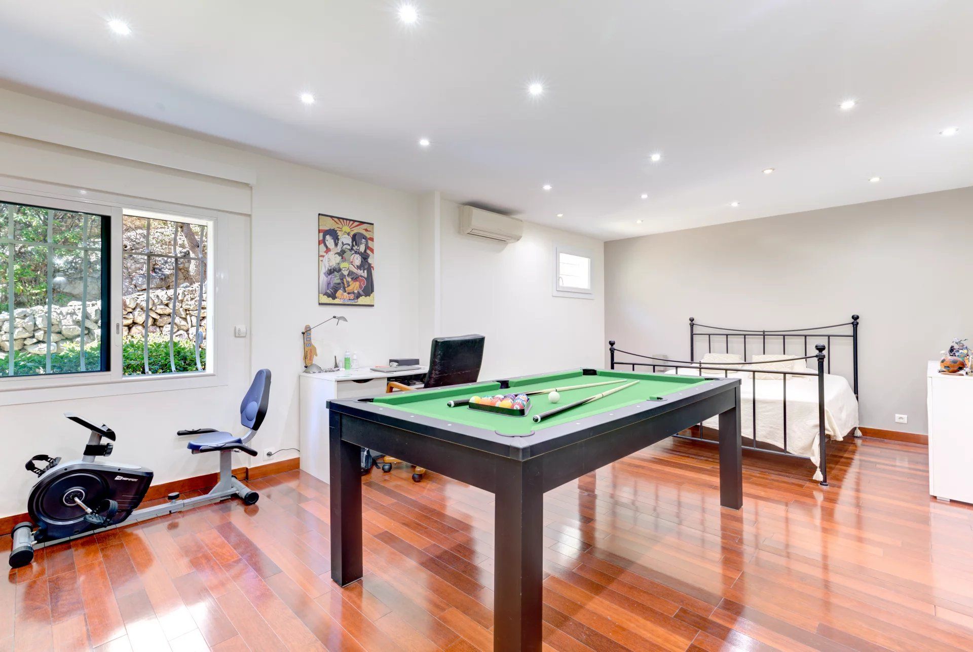 villa 6 Rooms for sale on Villefranche-sur-Mer (06230)