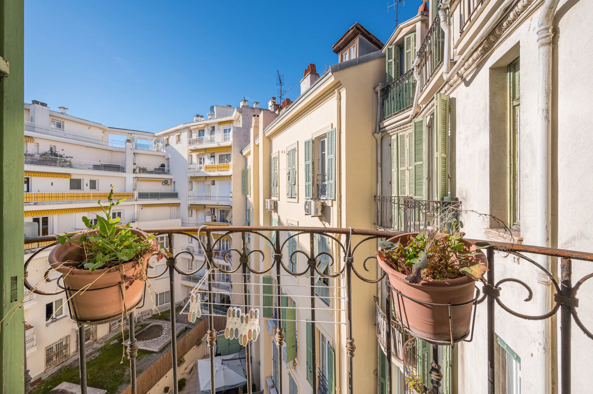 apartment 2 Rooms for sale on Nice (06000)