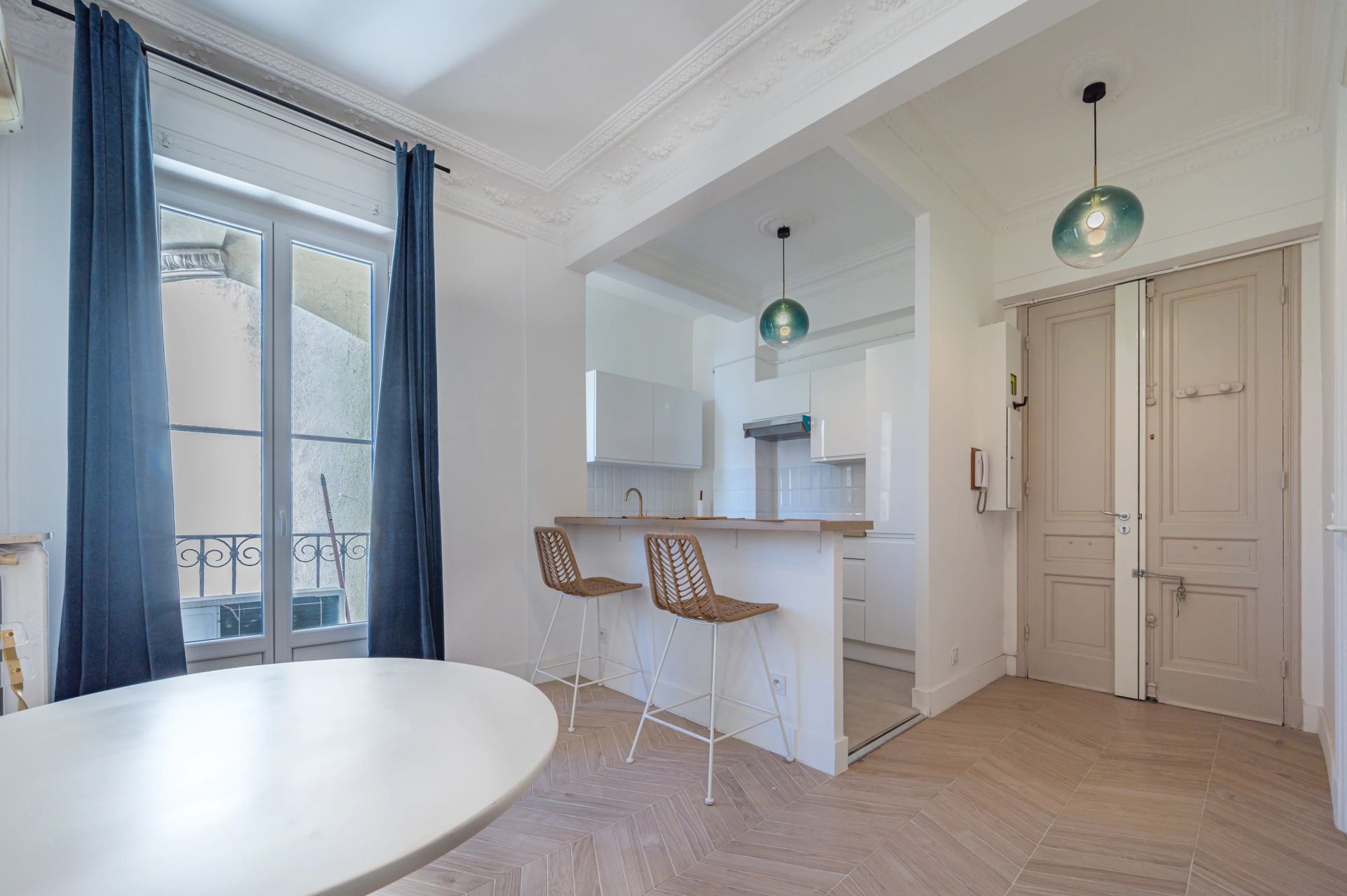 apartment 2 Rooms for sale on Nice (06000)
