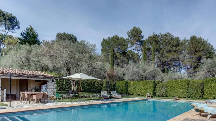 Sale Villa Roquefort-les-Pins 11&nbsp;Rooms 400&nbsp;m²