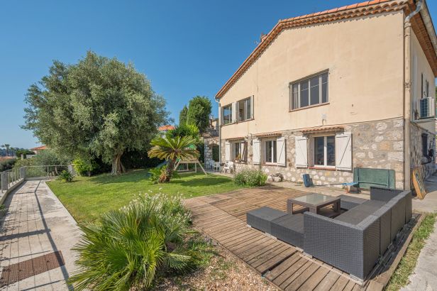 Vente Villa Nice 7&nbsp;Pièces 170&nbsp;m²