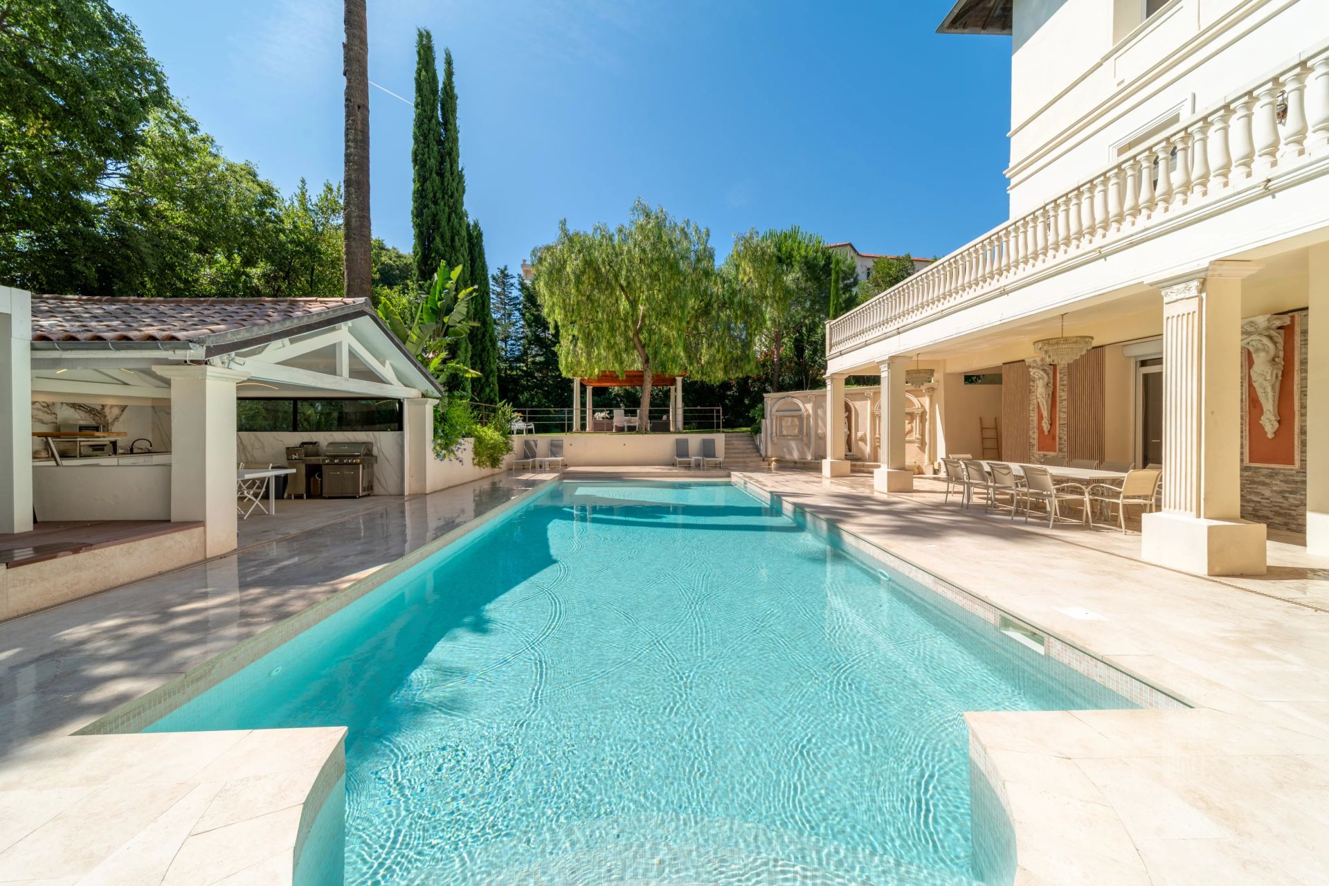 maison 18 Pièces en vente sur Cannes (06400)