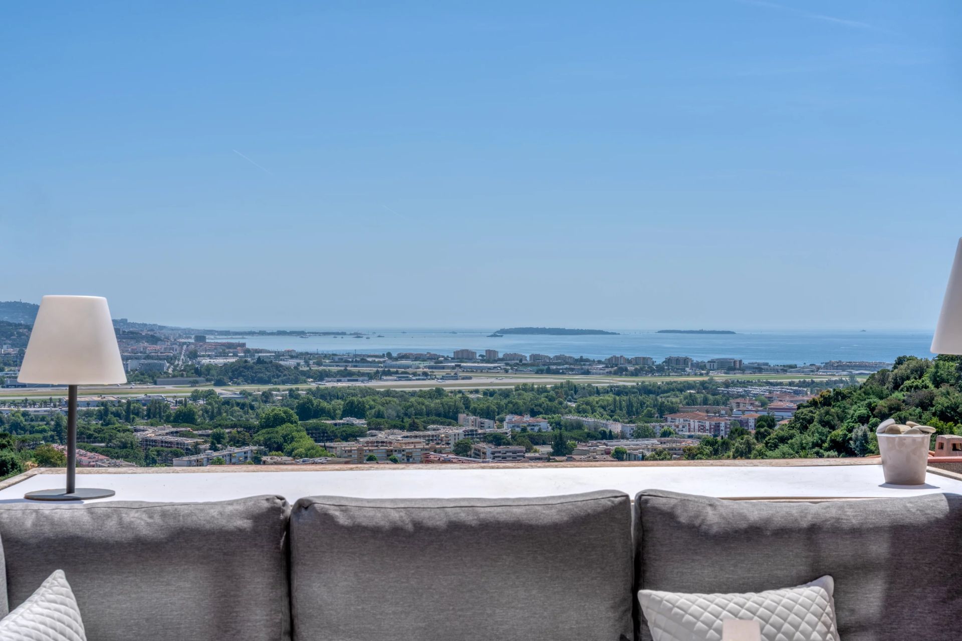 Vente Appartement Mandelieu-la-Napoule 3&nbsp;Pièces 80&nbsp;m²
